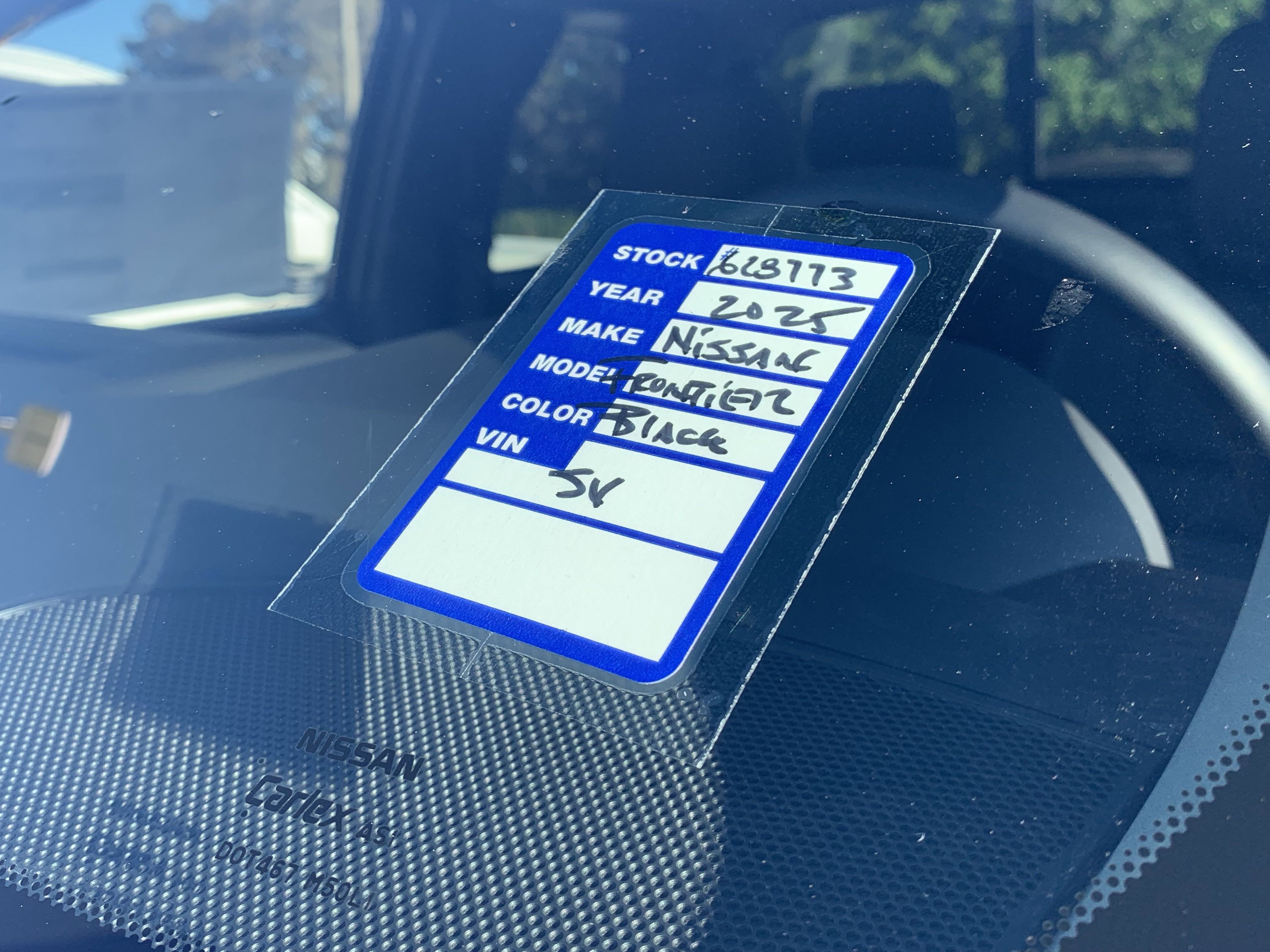 2025 Nissan Frontier SV