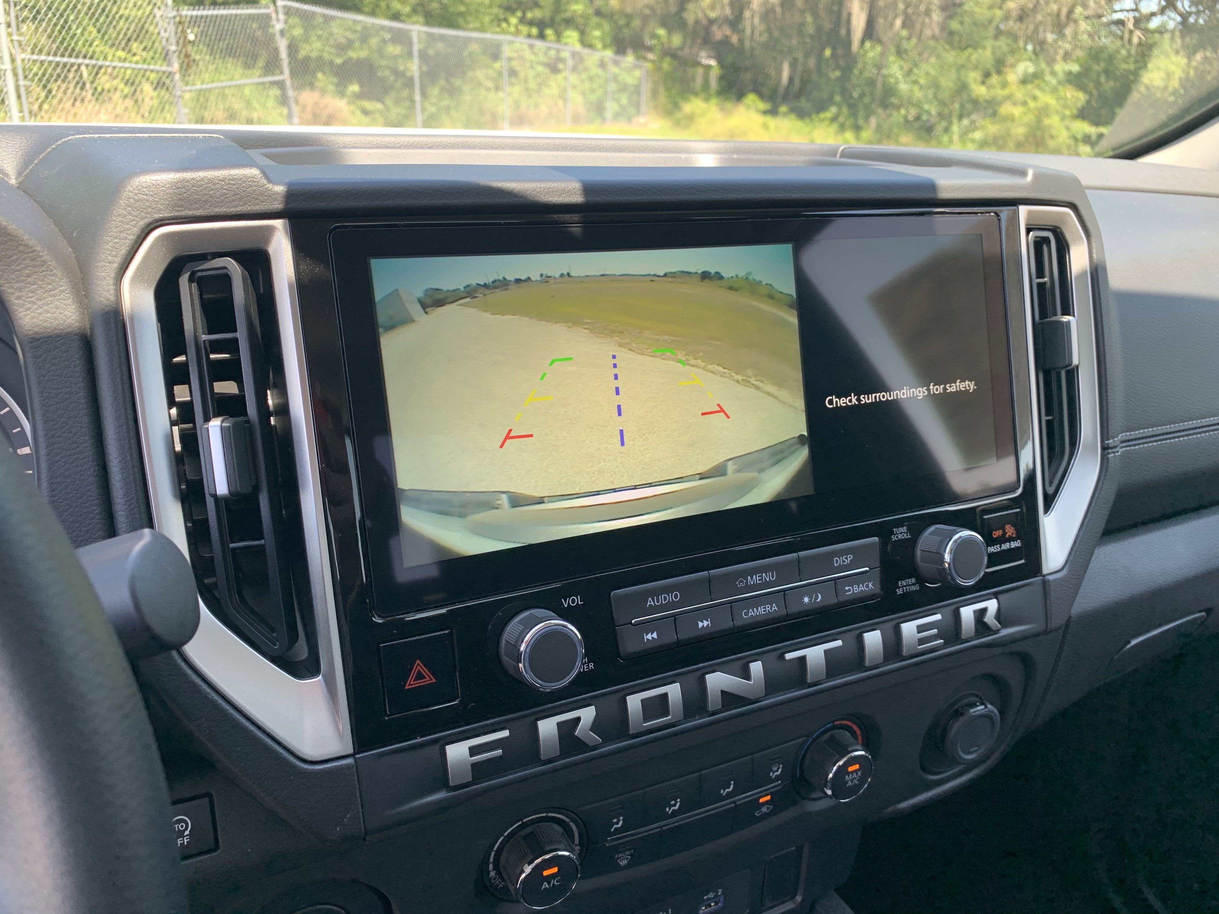 2025 Nissan Frontier SV