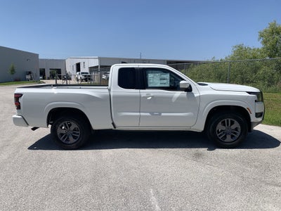 2025 Nissan Frontier SV