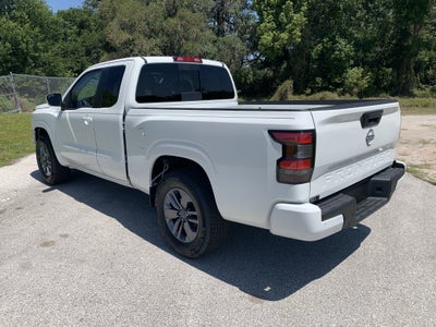 2025 Nissan Frontier SV