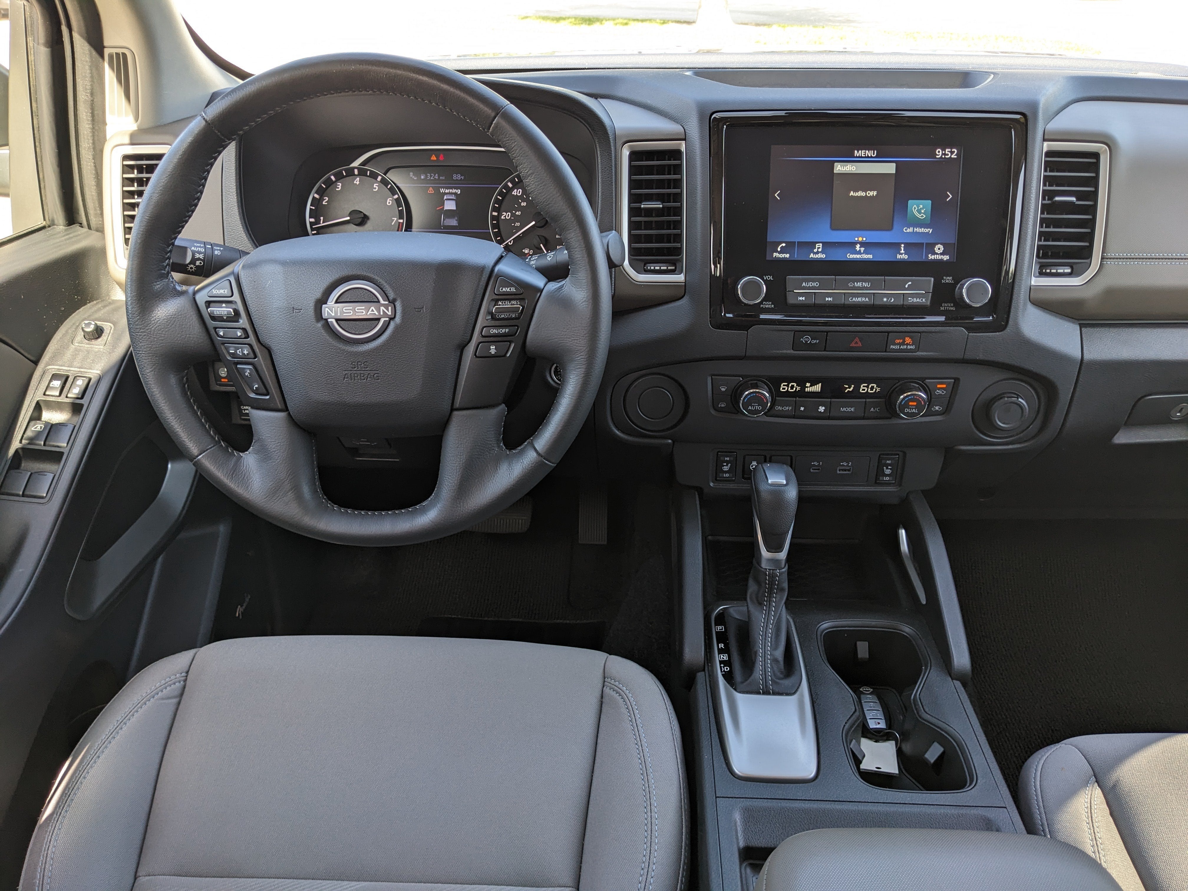 2024 Nissan Frontier SV