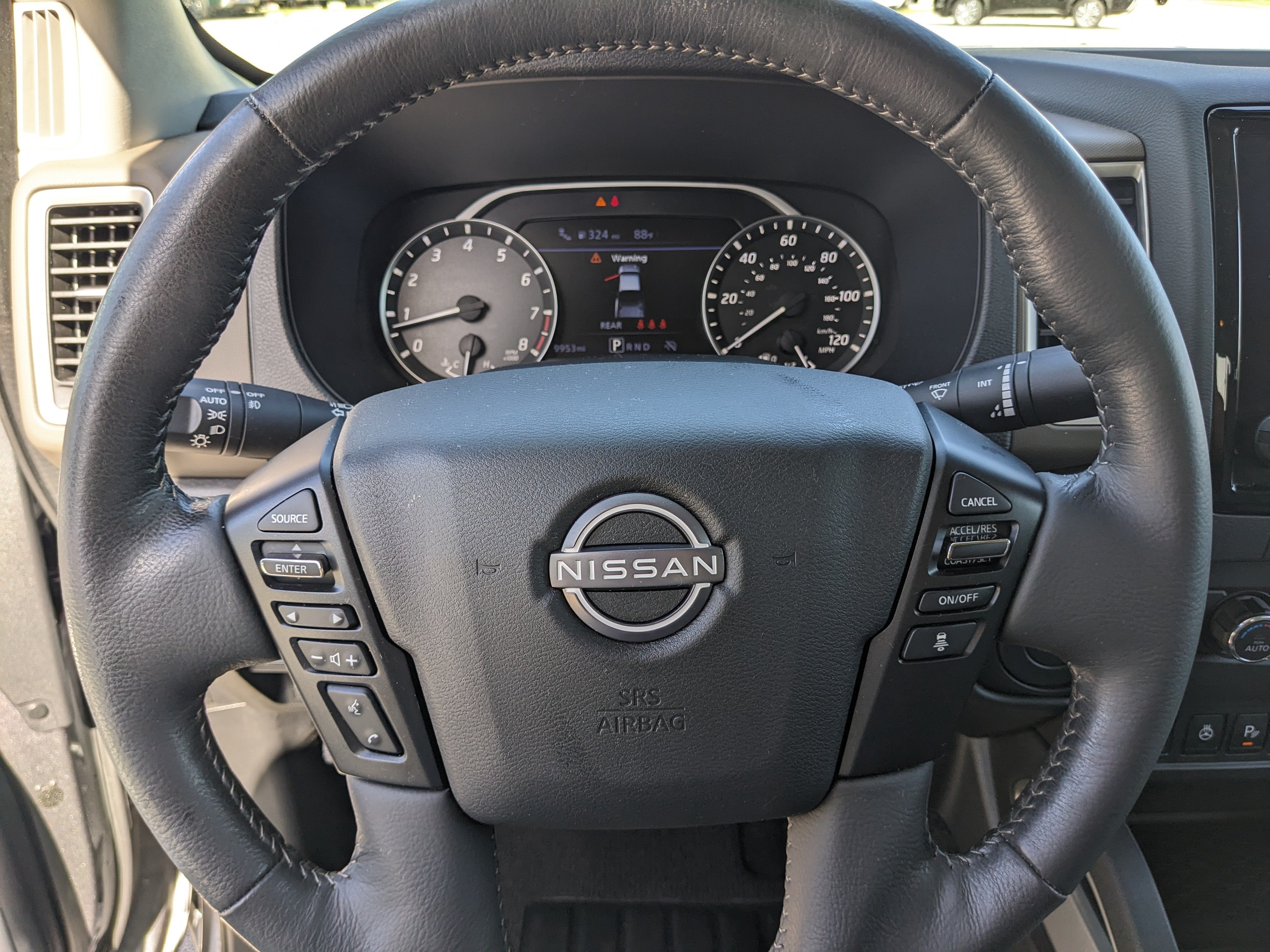 2024 Nissan Frontier SV