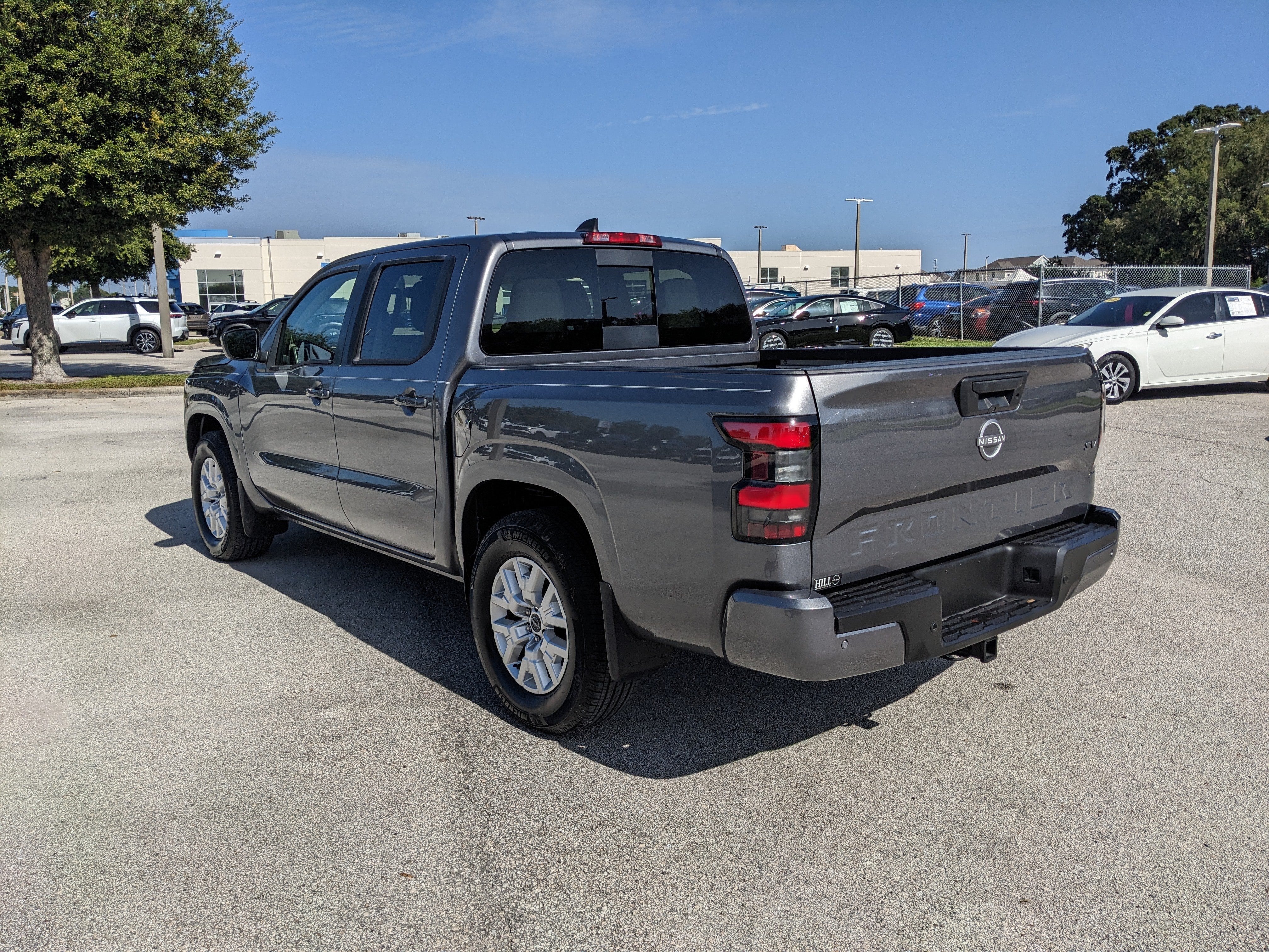 2024 Nissan Frontier SV
