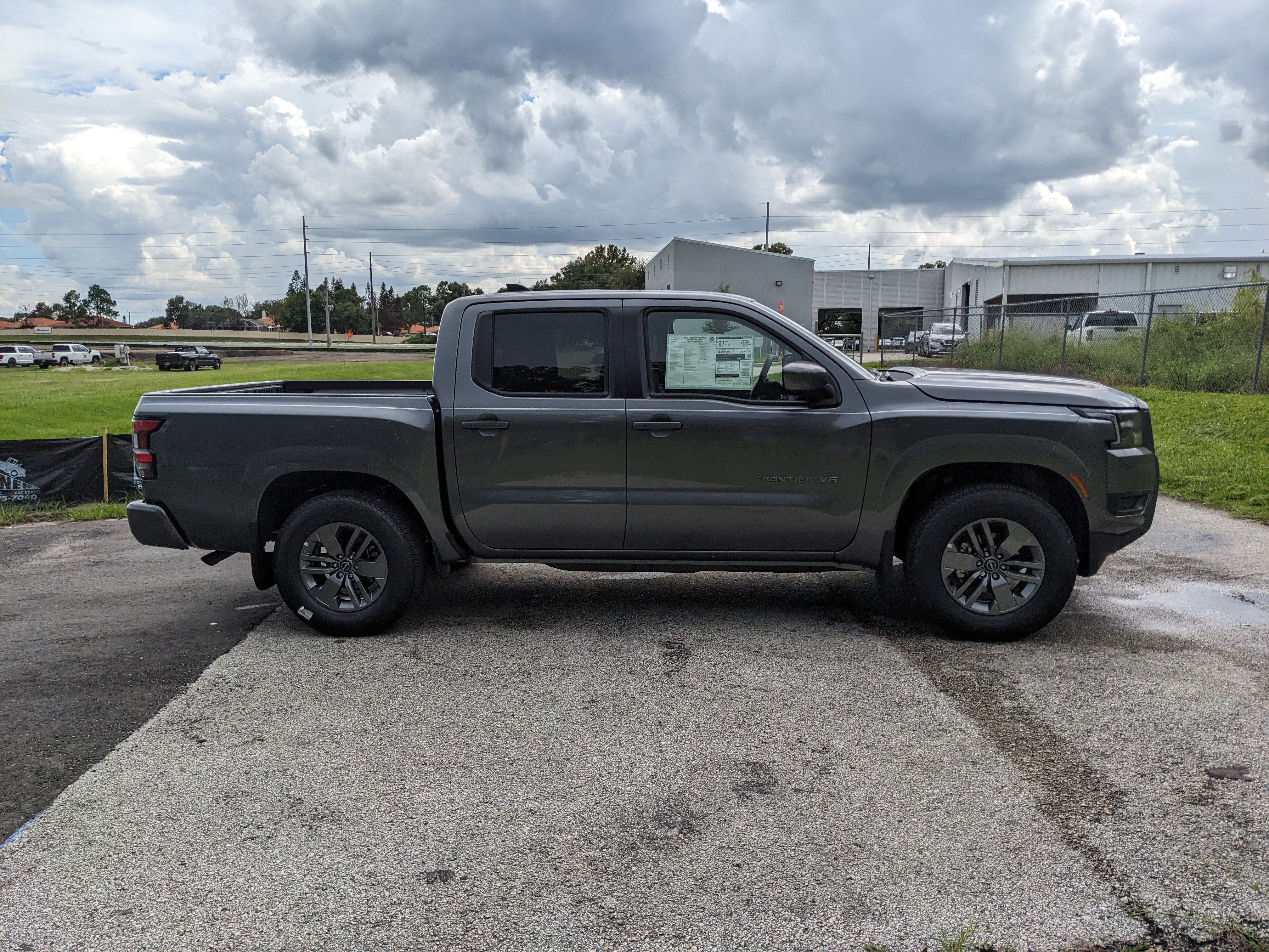 2027 Nissan Frontier SV