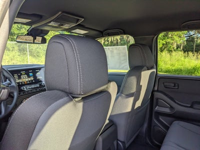 2027 Nissan Frontier SV