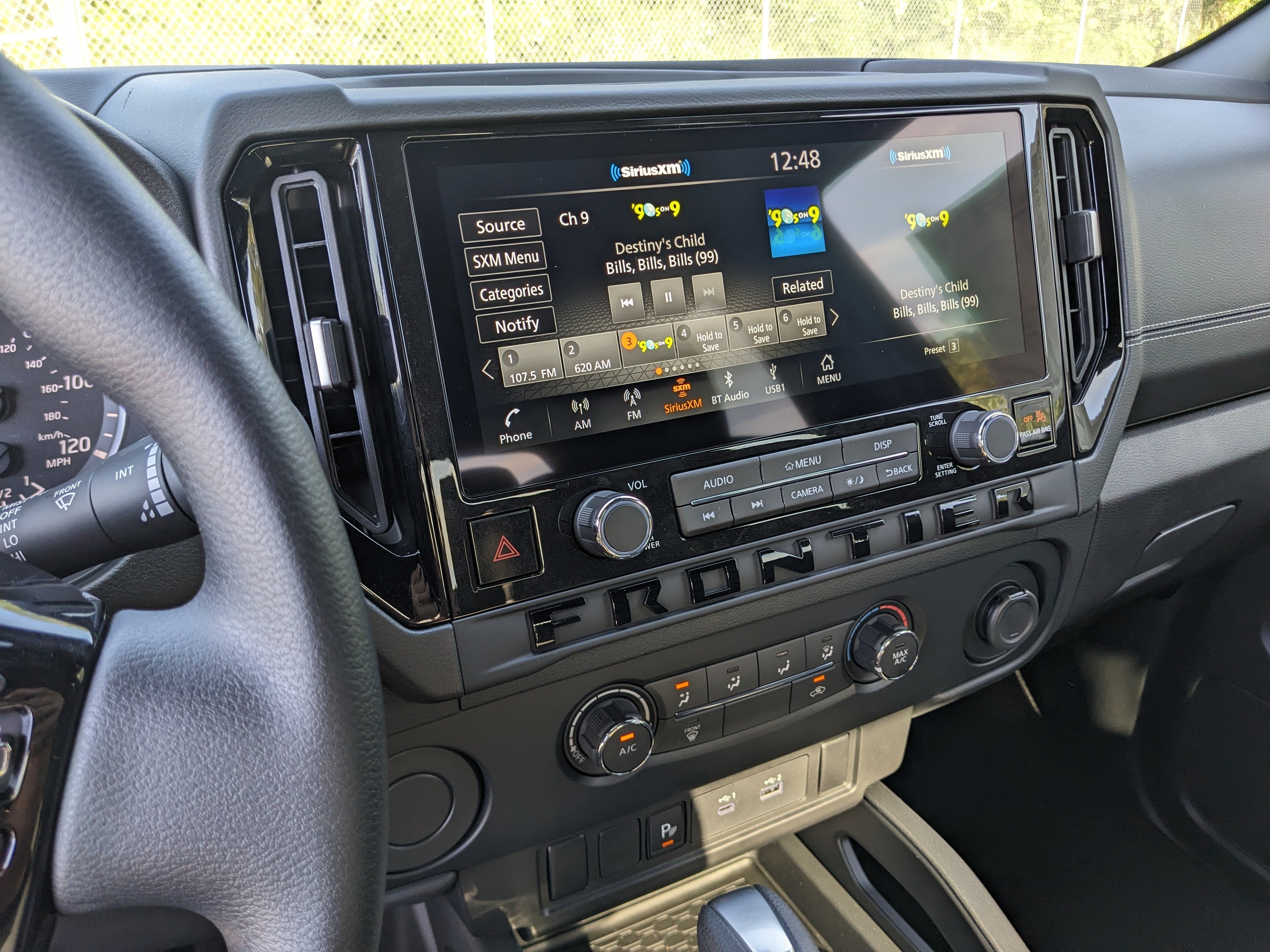 2027 Nissan Frontier SV