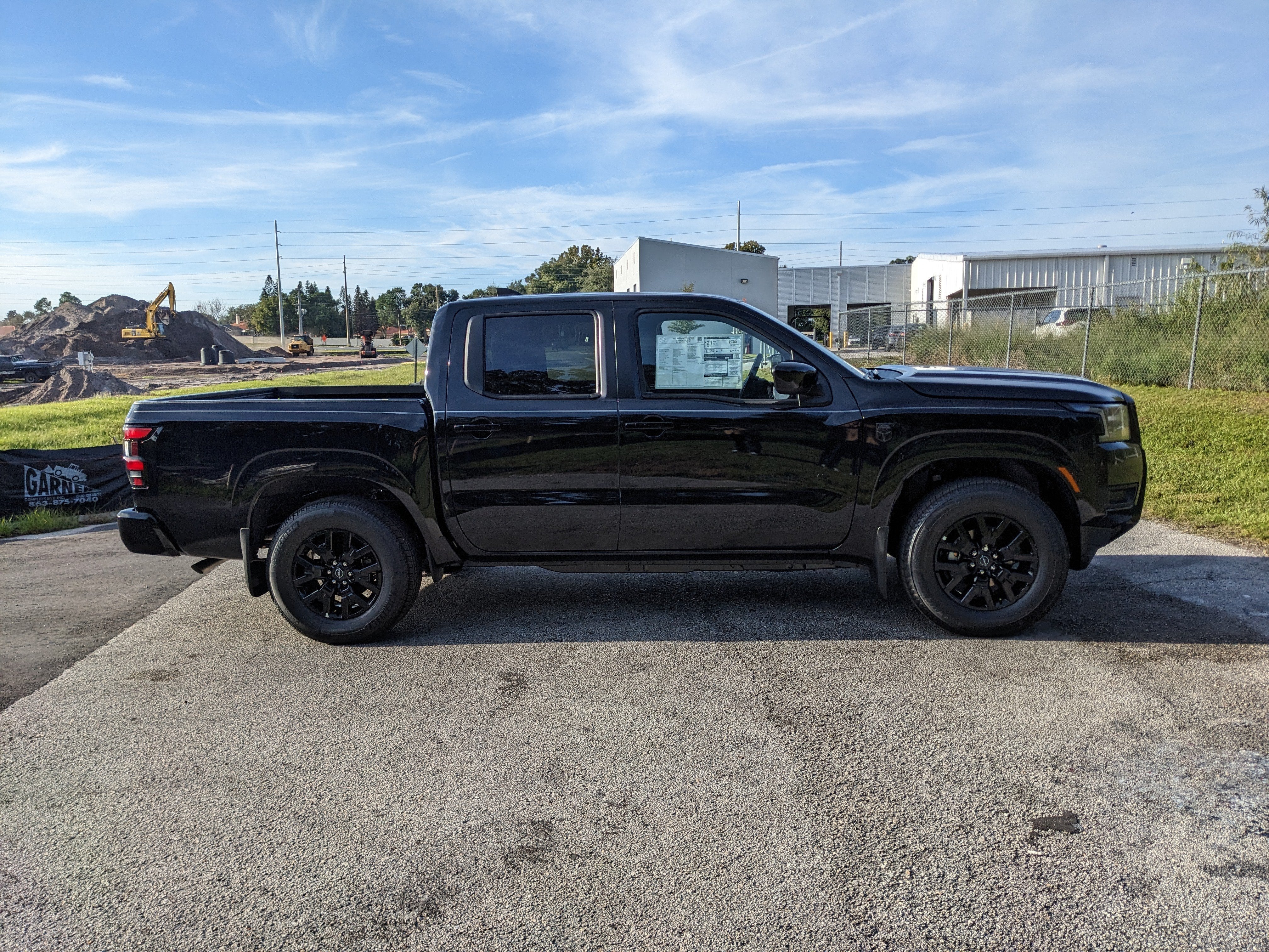 2027 Nissan Frontier SV