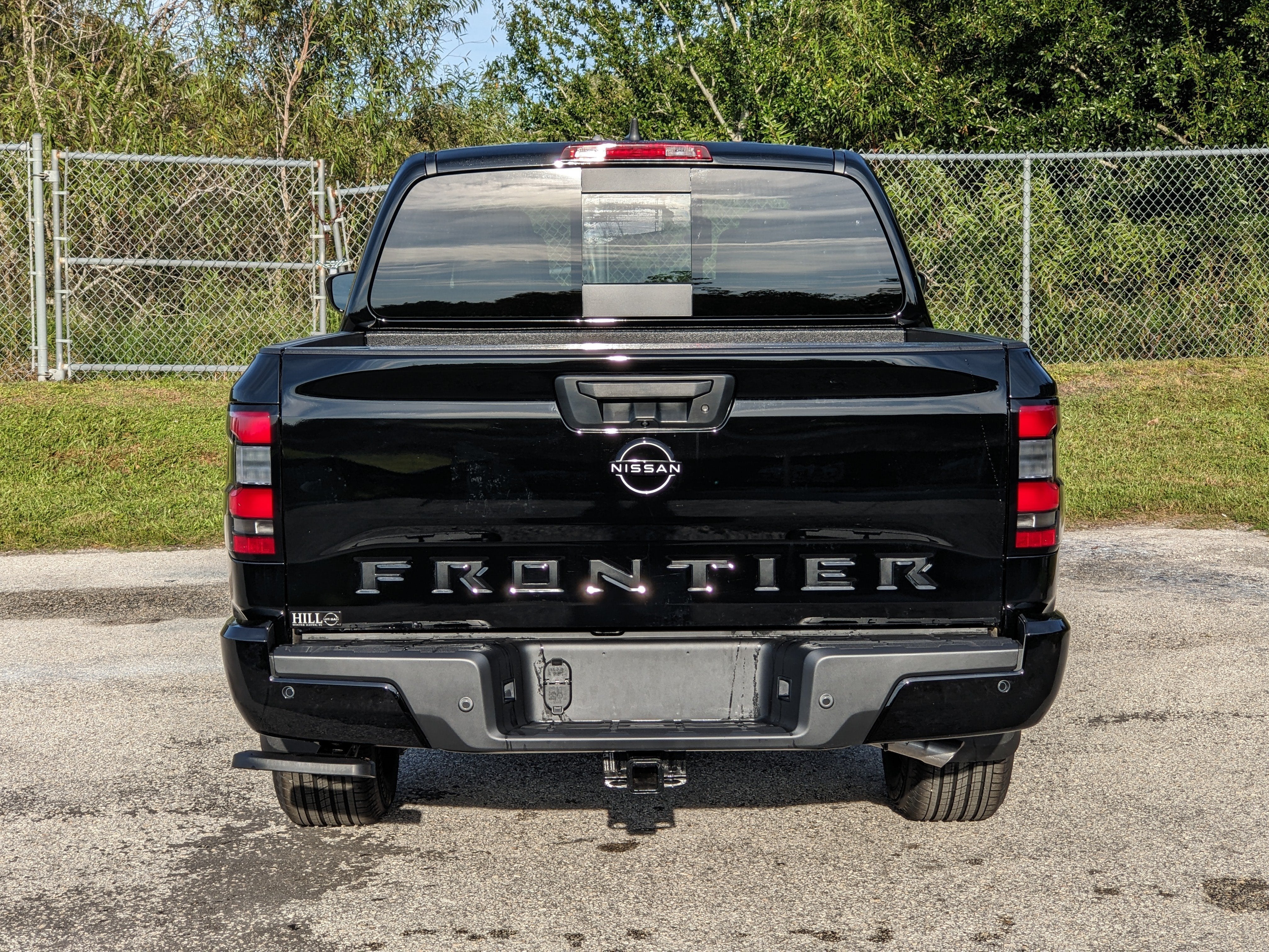 2027 Nissan Frontier SV