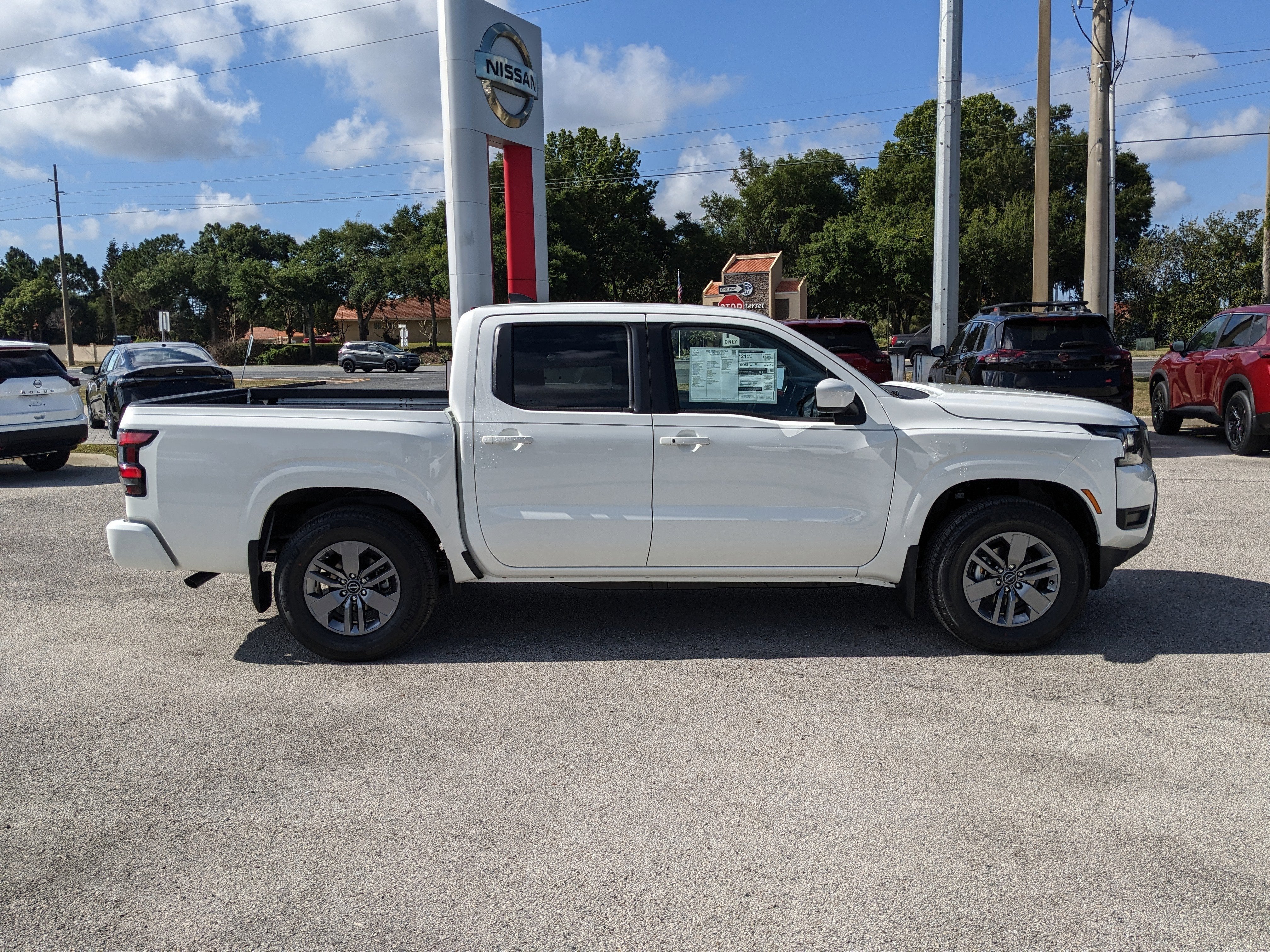 2026 Nissan Frontier SV