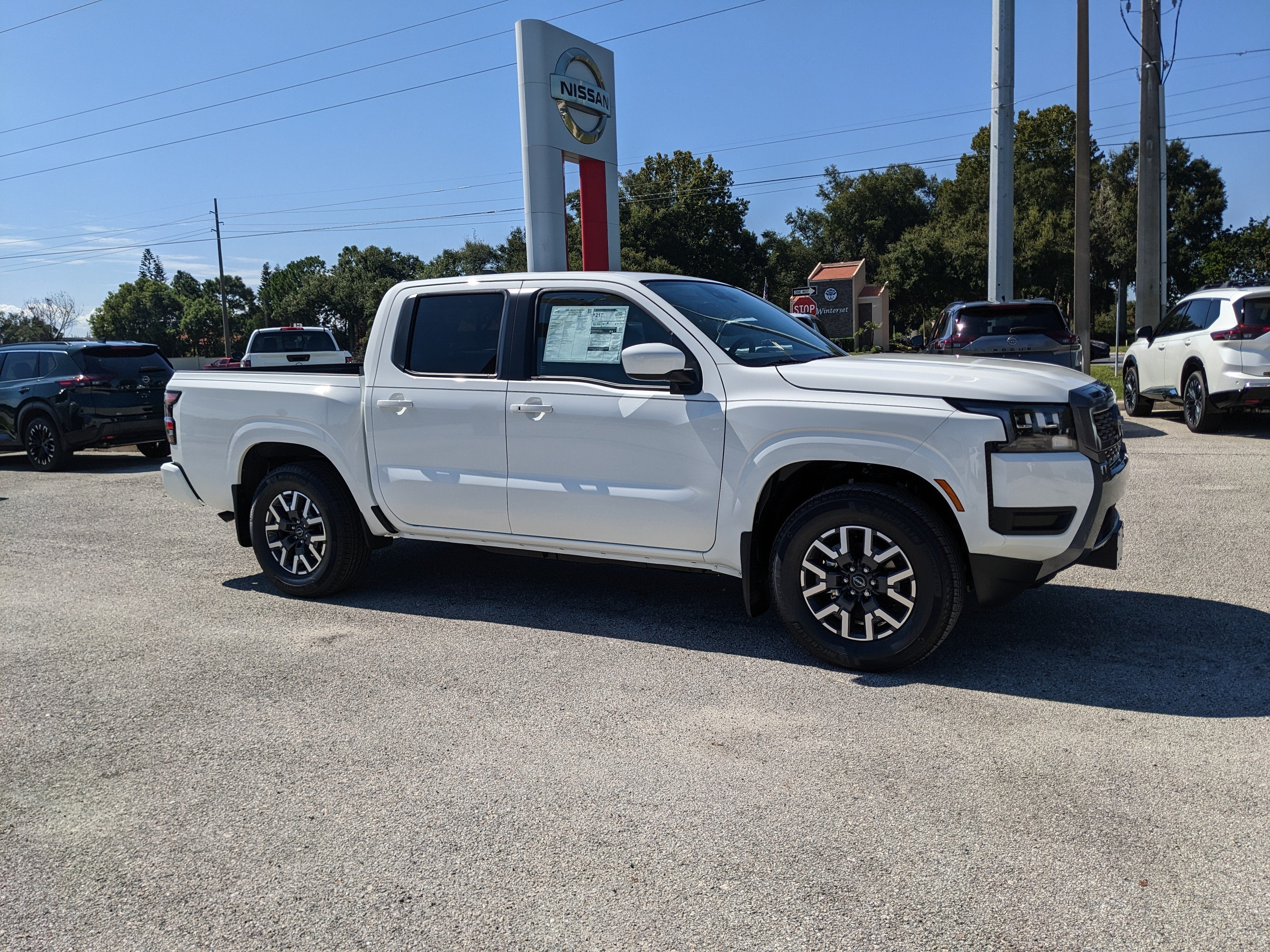 2026 Nissan Frontier SV