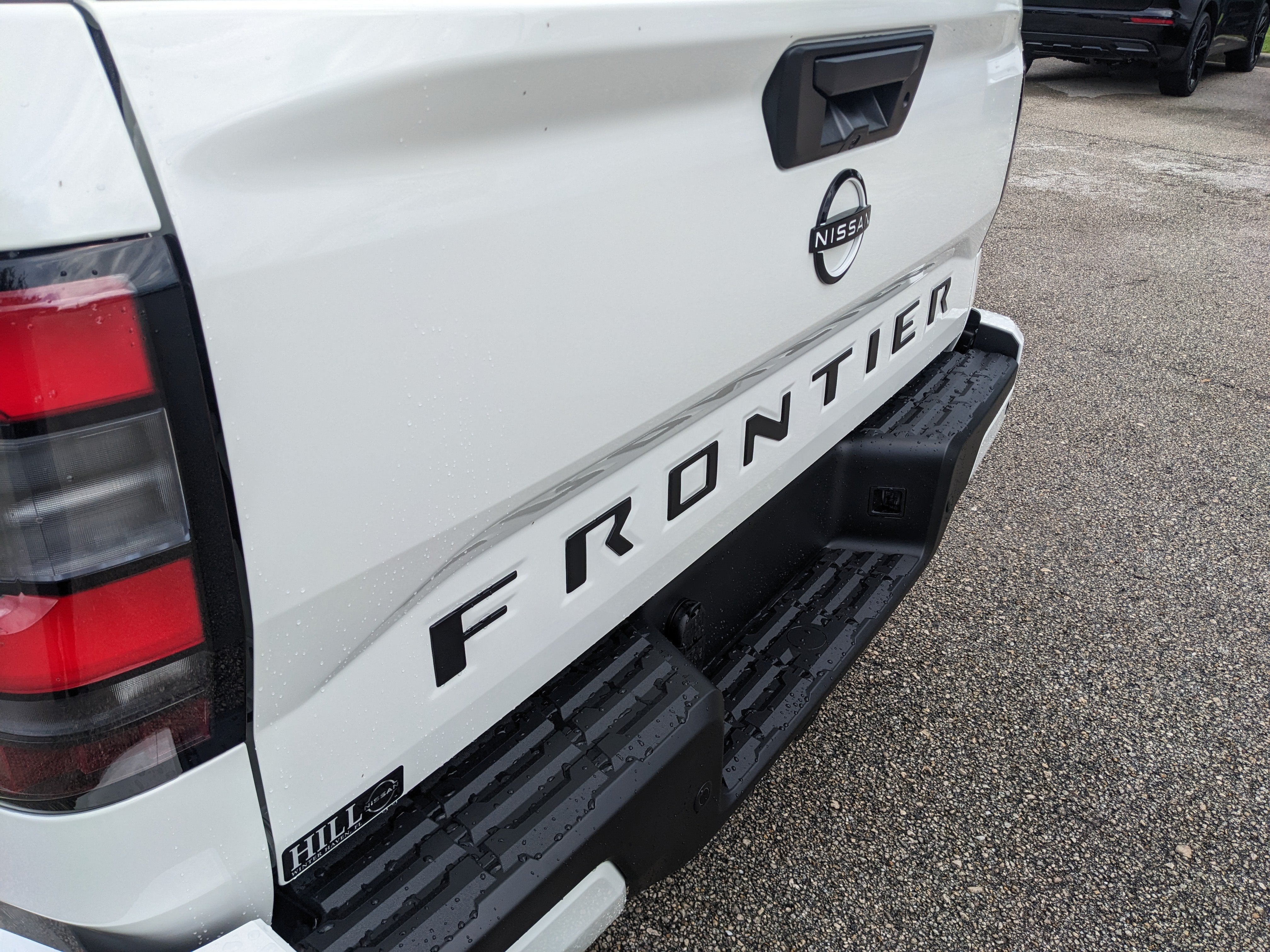 2027 Nissan Frontier SV