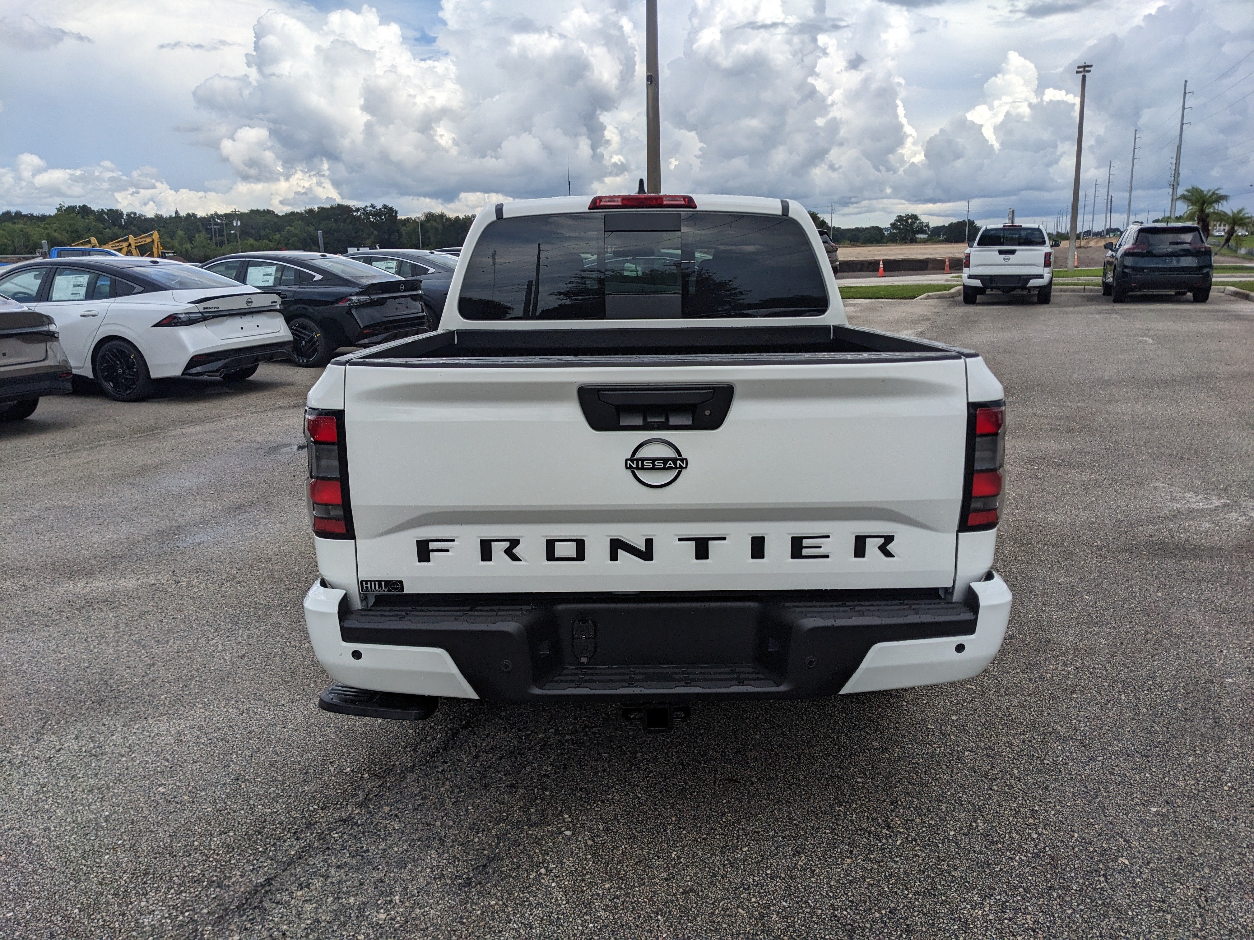 2027 Nissan Frontier SV
