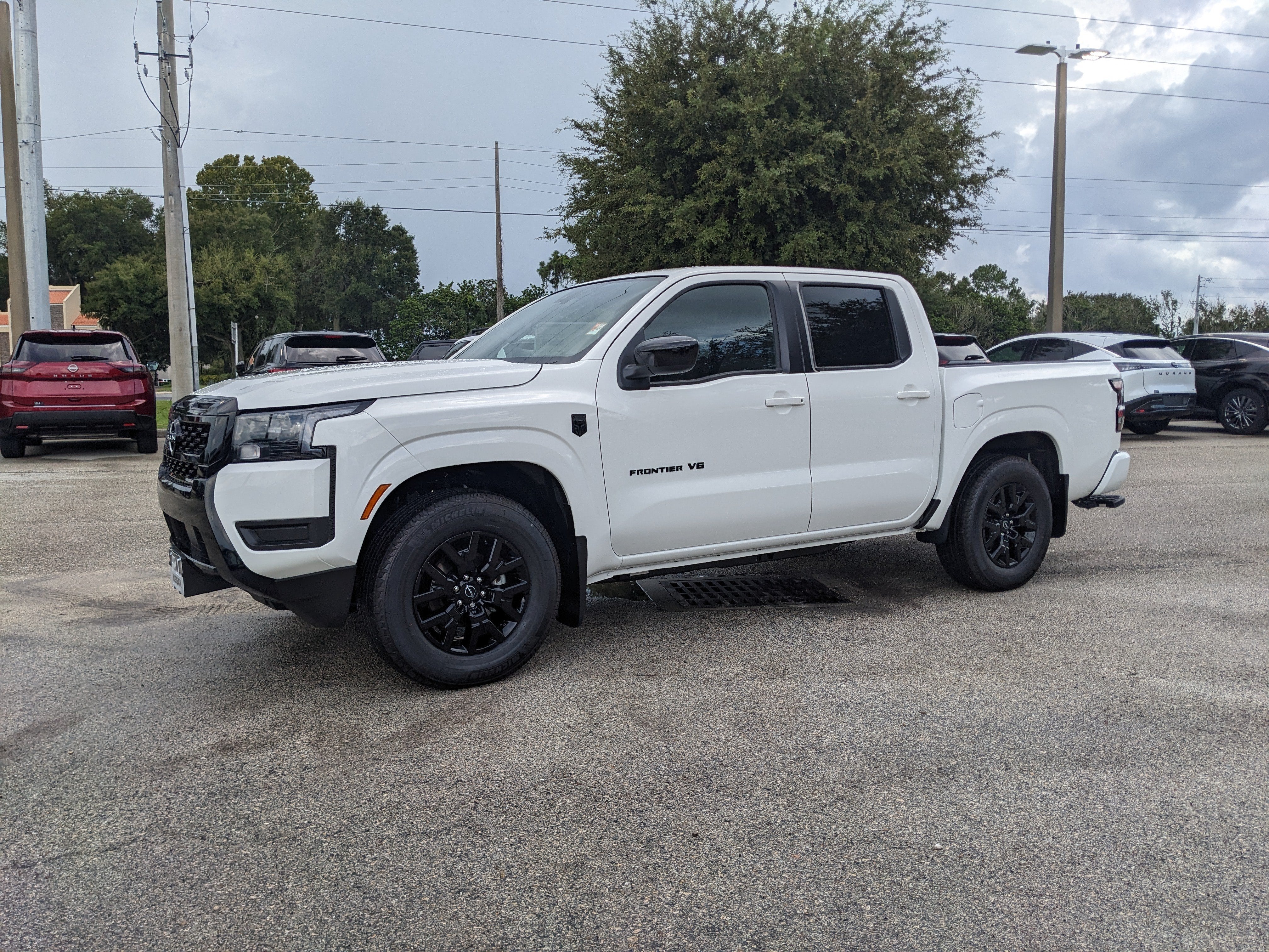 2027 Nissan Frontier SV