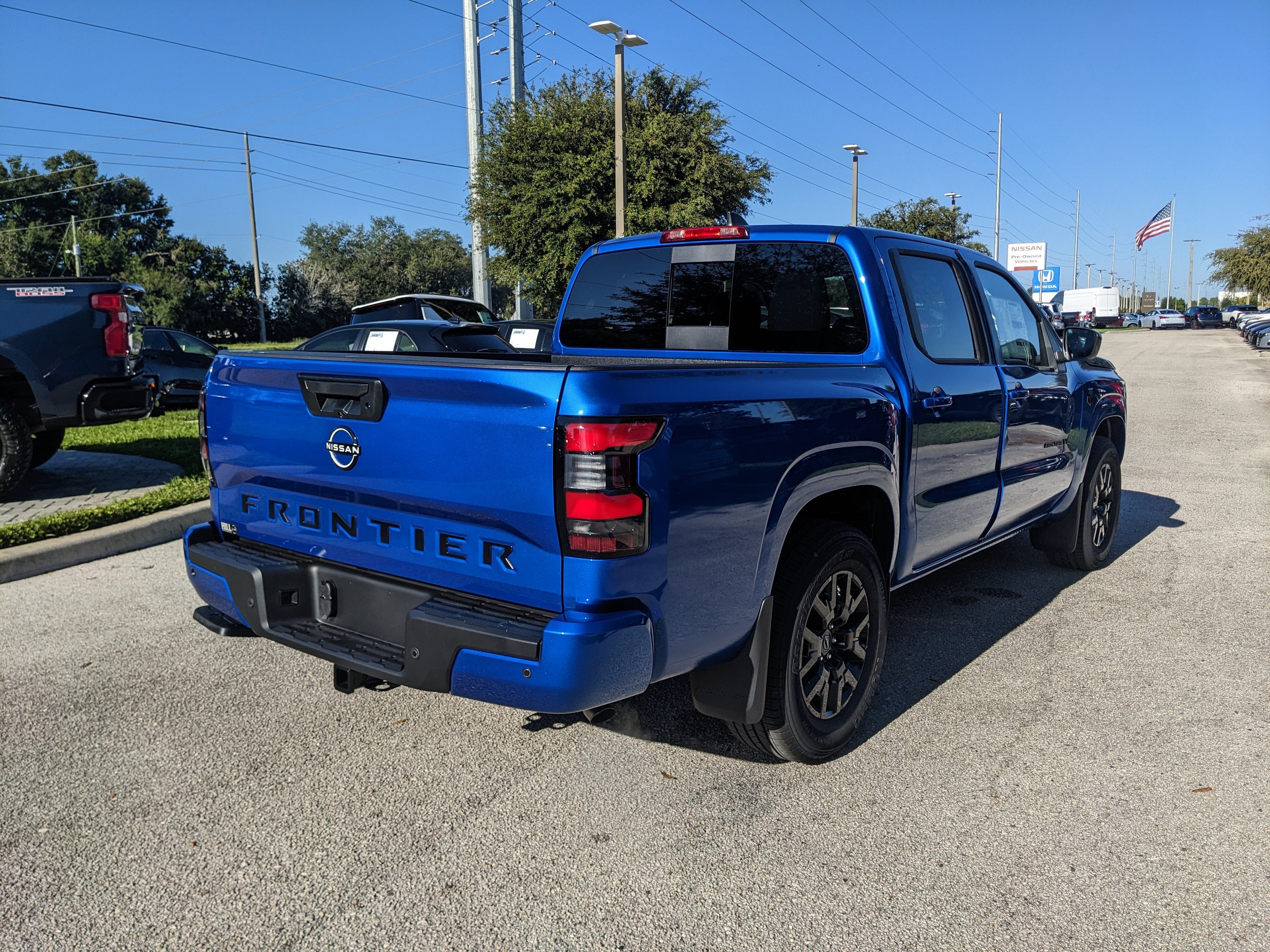 2027 Nissan Frontier SV