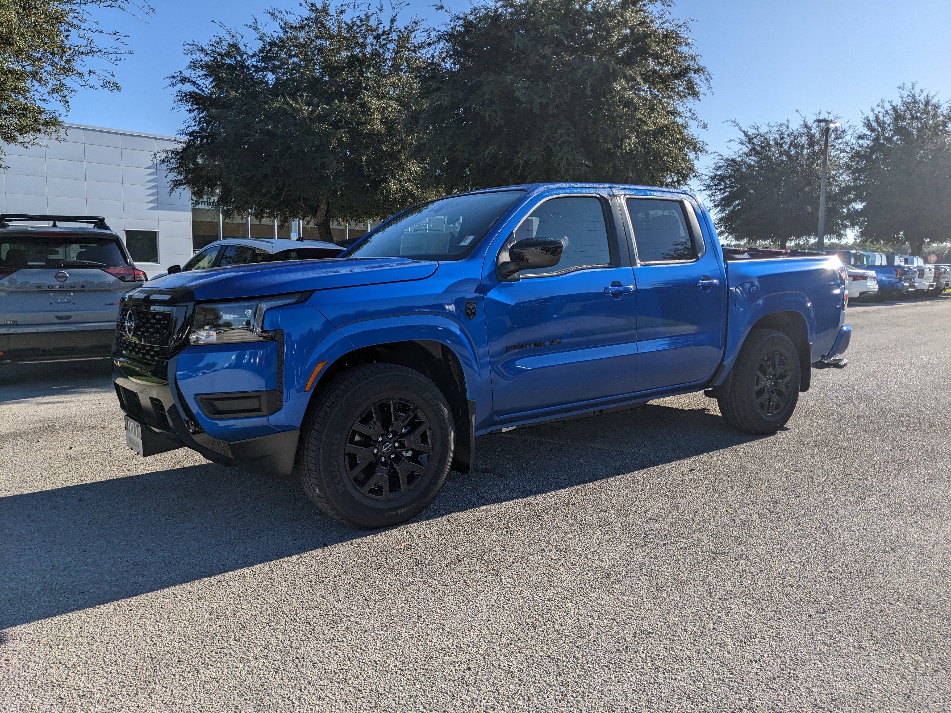 2027 Nissan Frontier SV