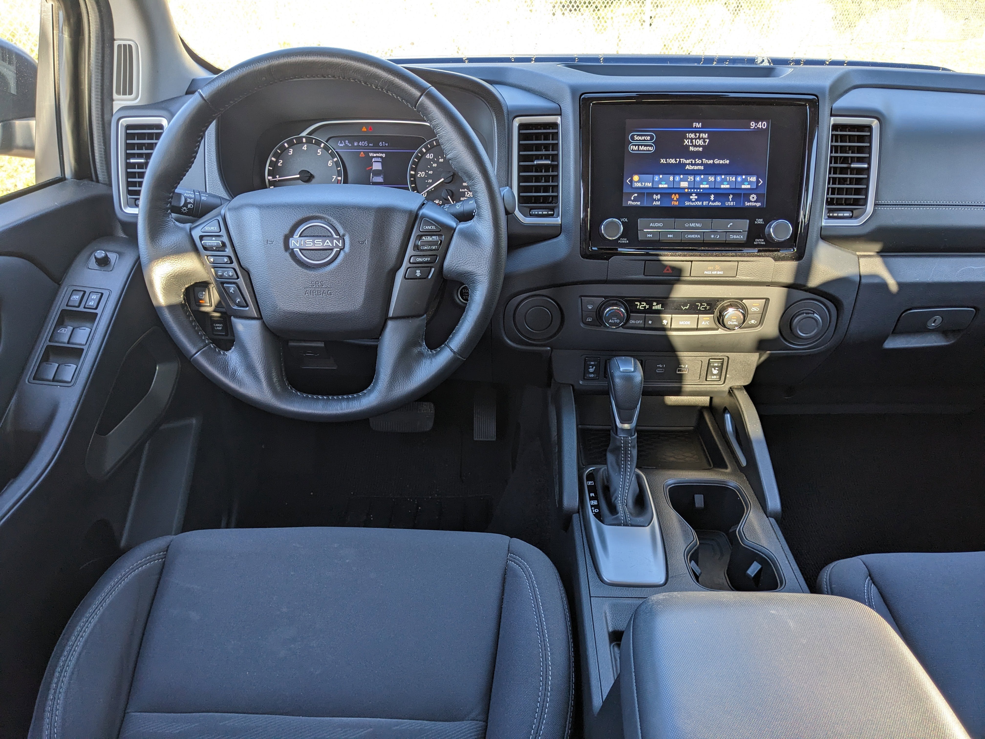 2023 Nissan Frontier SV