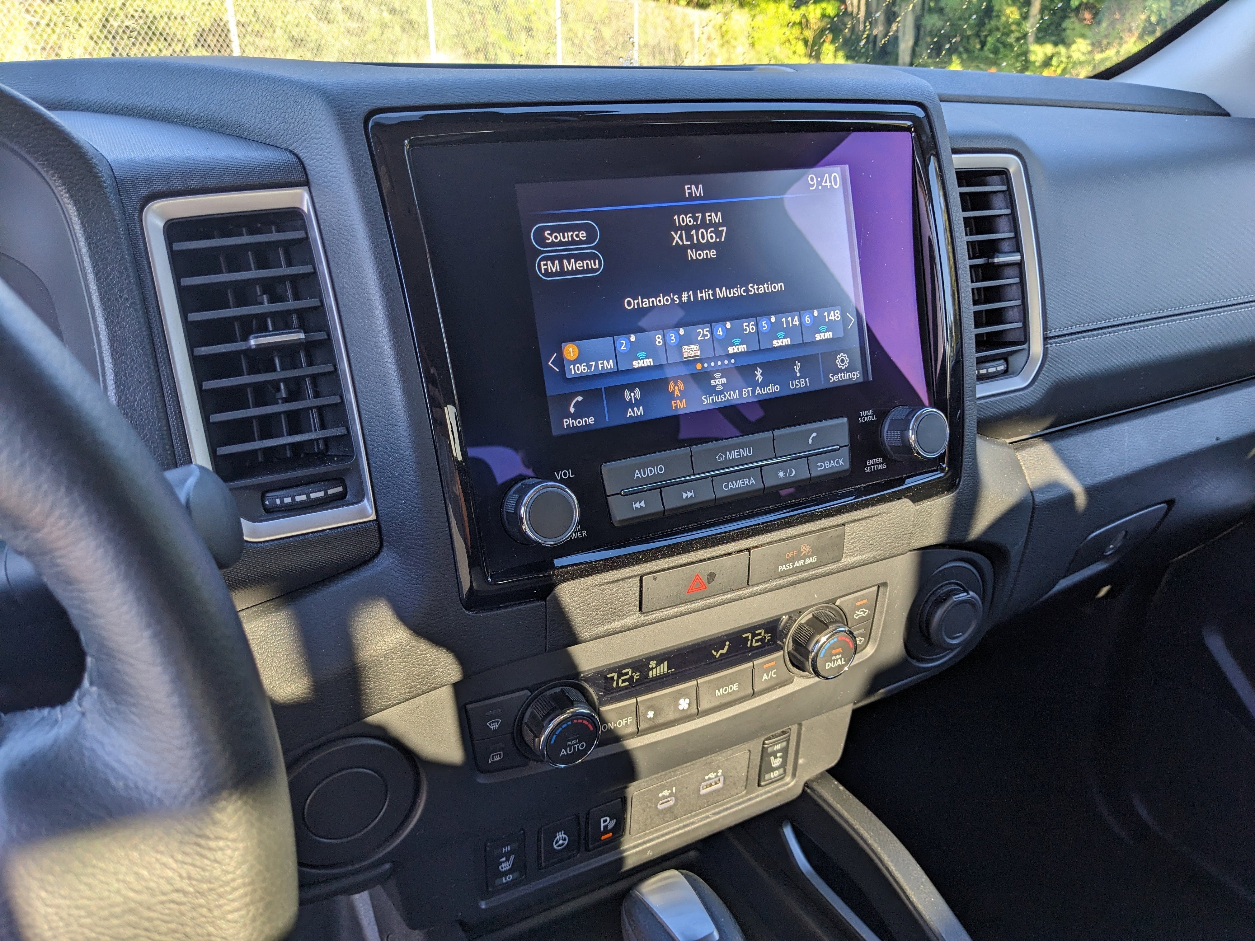 2023 Nissan Frontier SV