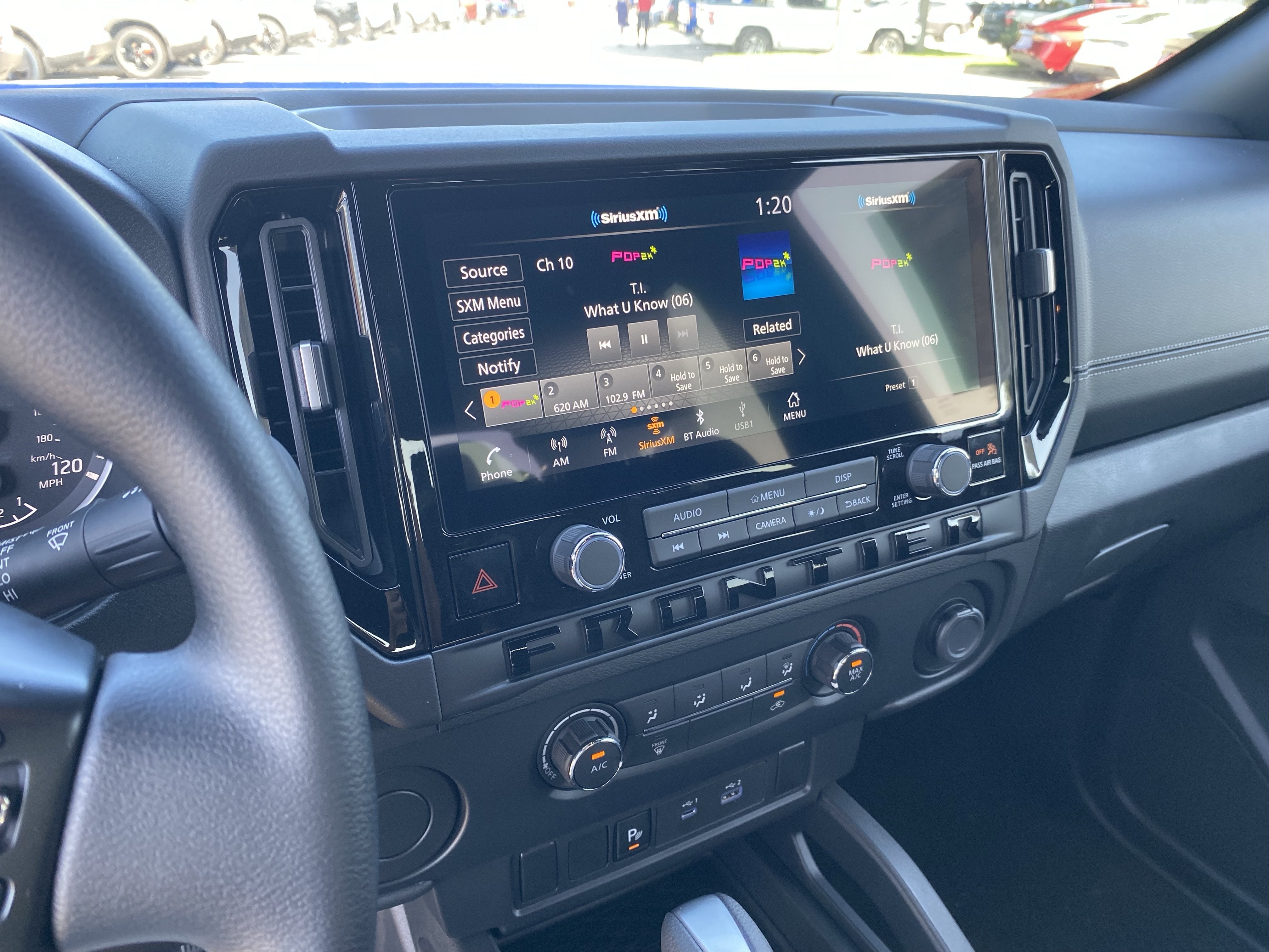 2026 Nissan Frontier SV
