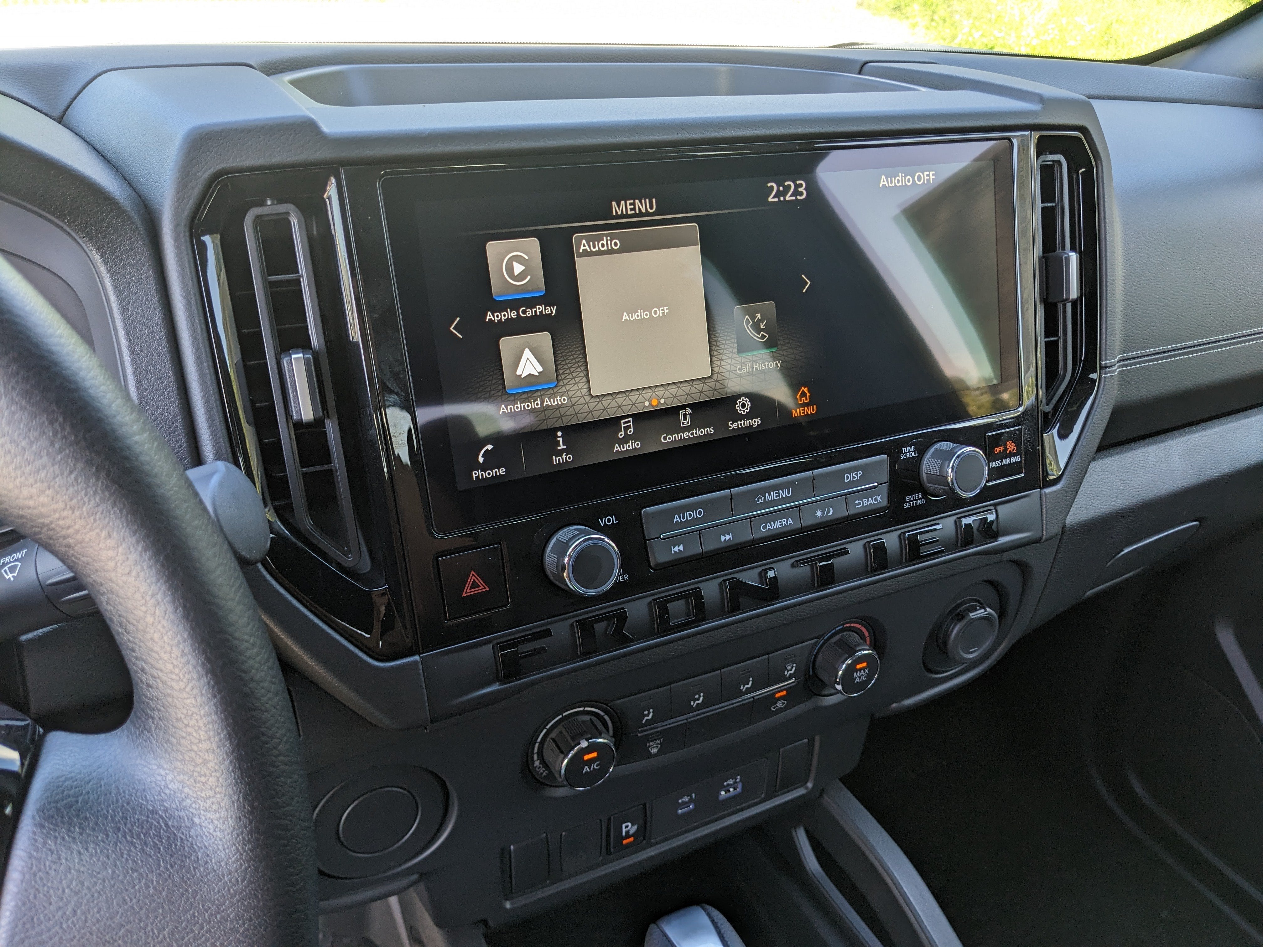 2027 Nissan Frontier SV