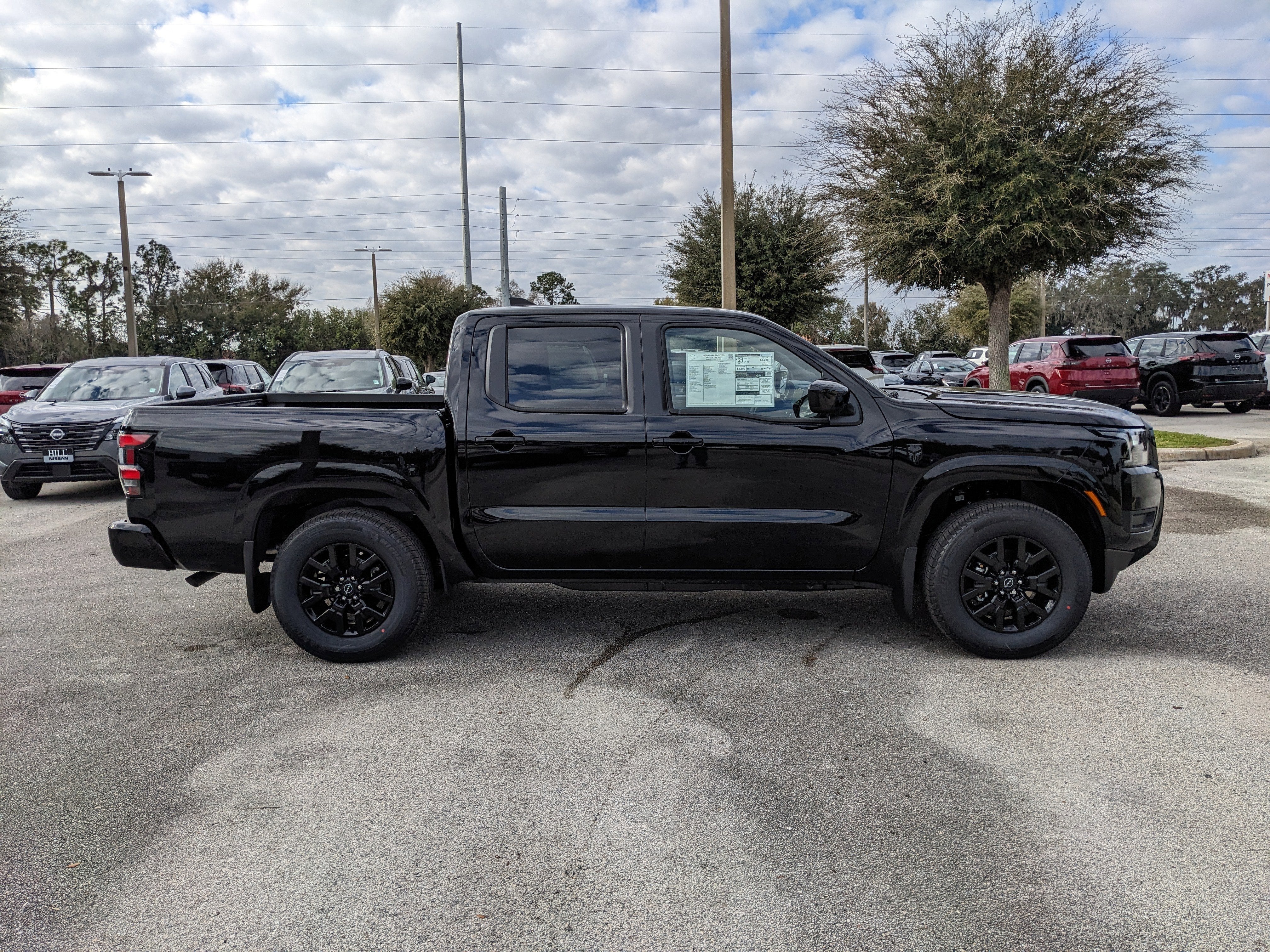 2026 Nissan Frontier SV