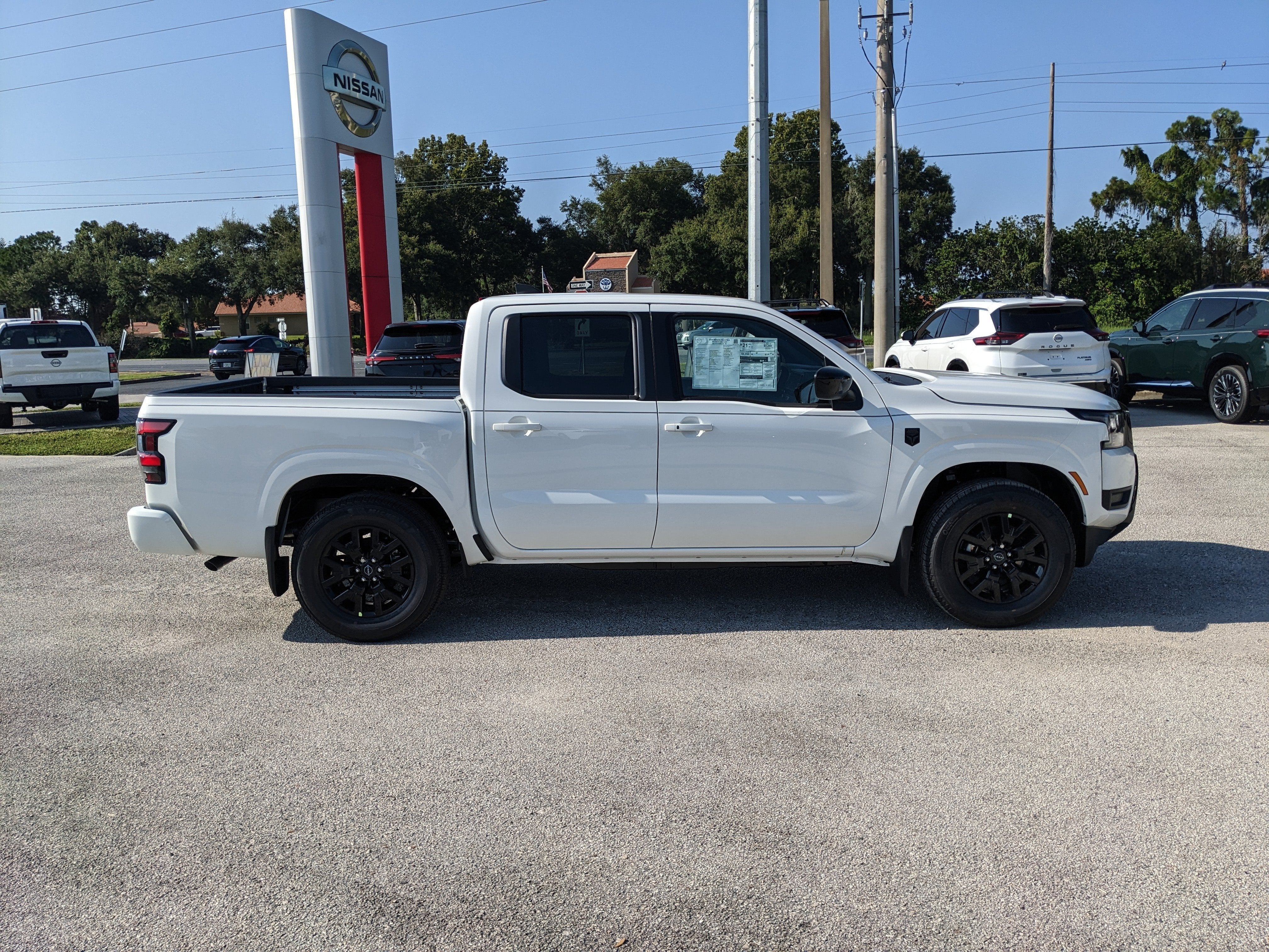 2026 Nissan Frontier SV