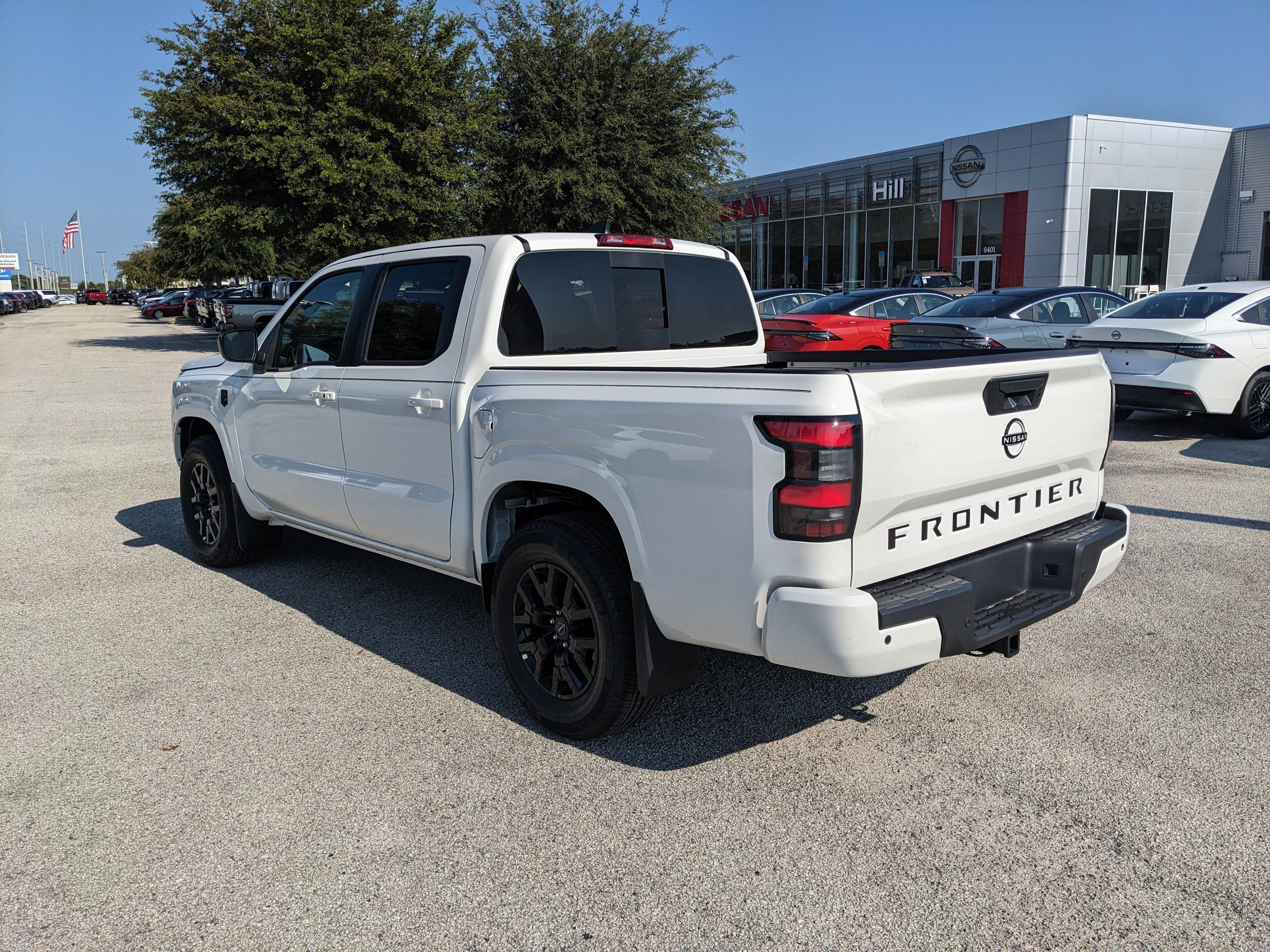 2026 Nissan Frontier SV