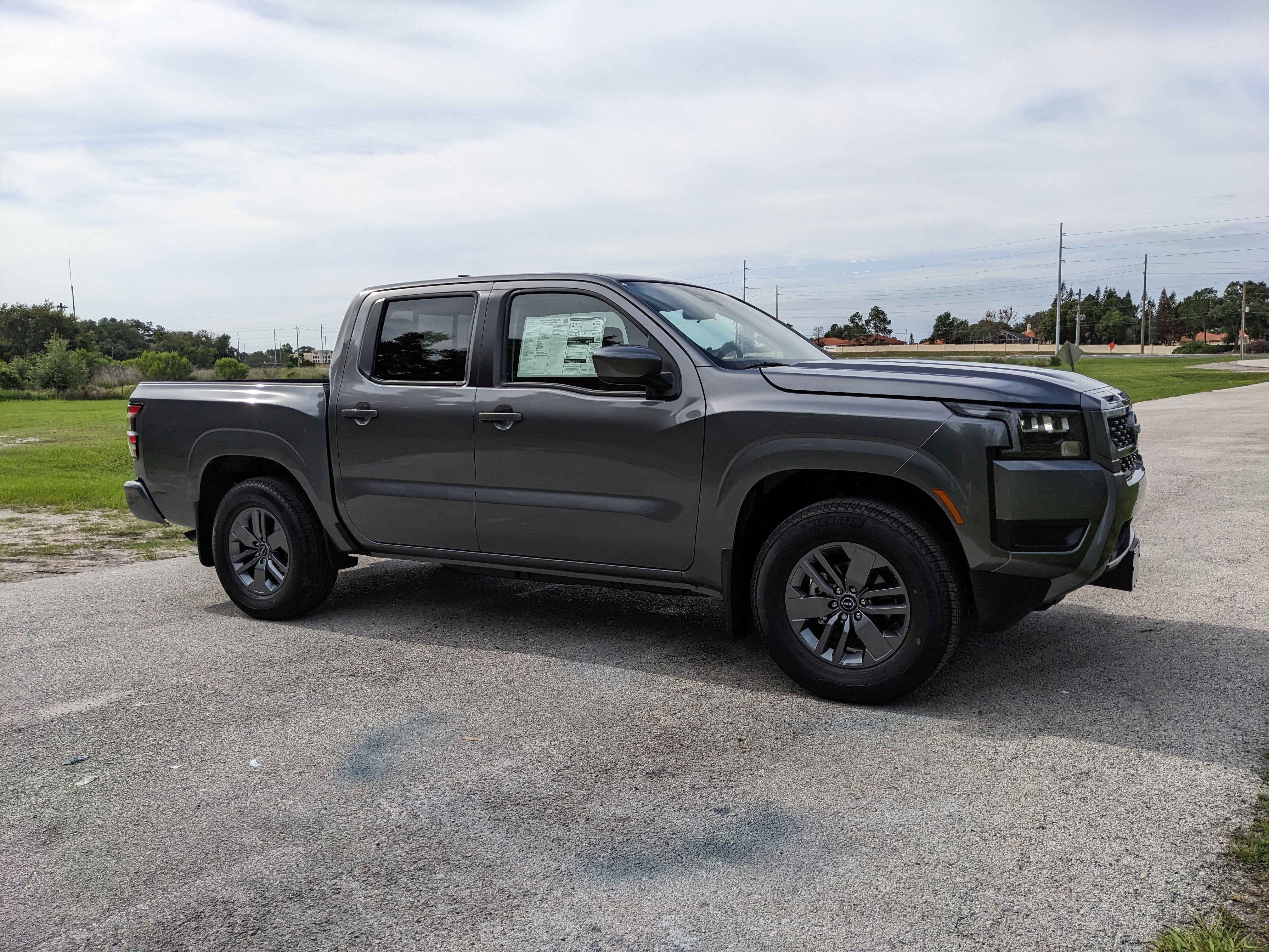 2026 Nissan Frontier SV