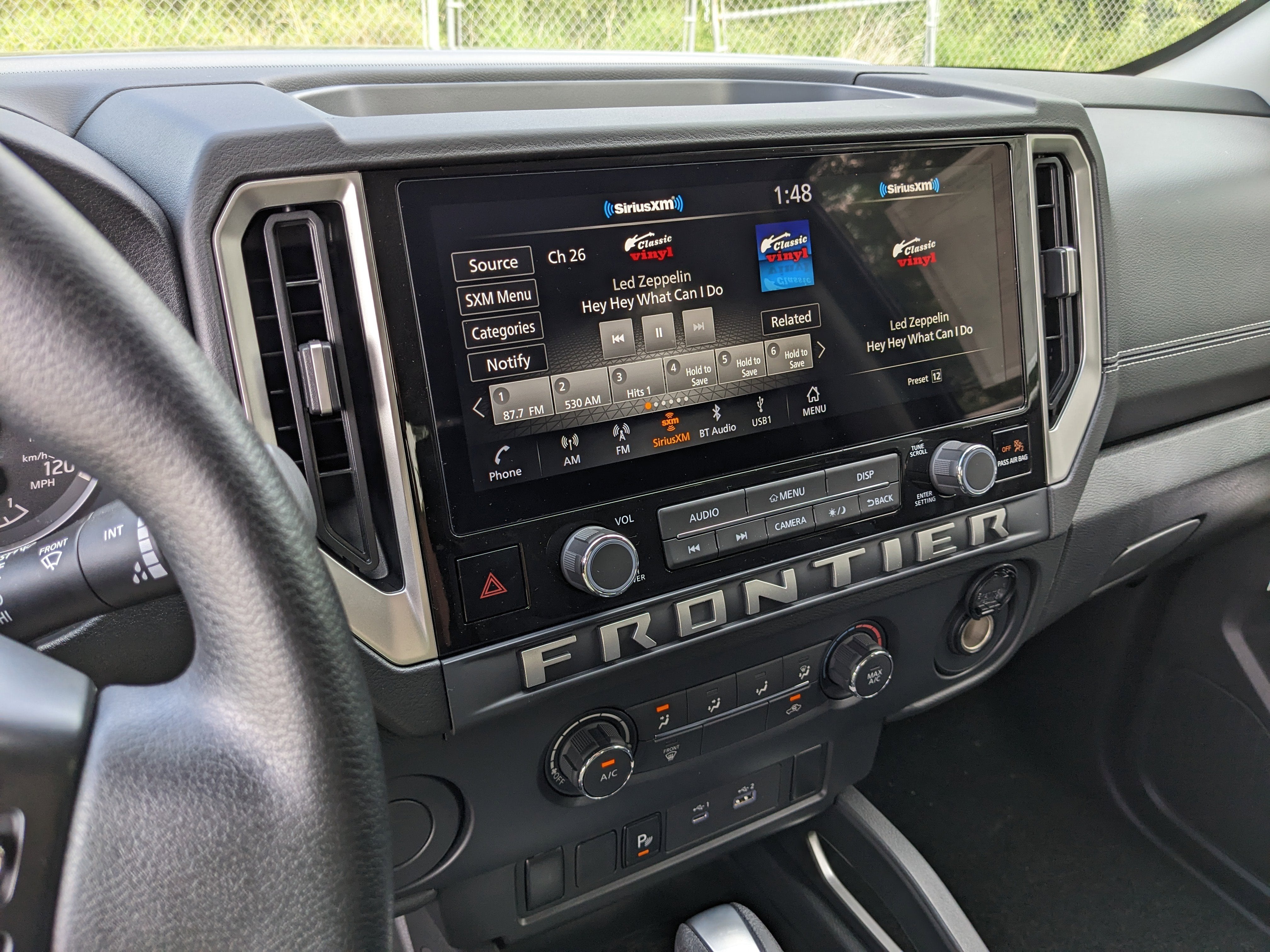 2026 Nissan Frontier SV