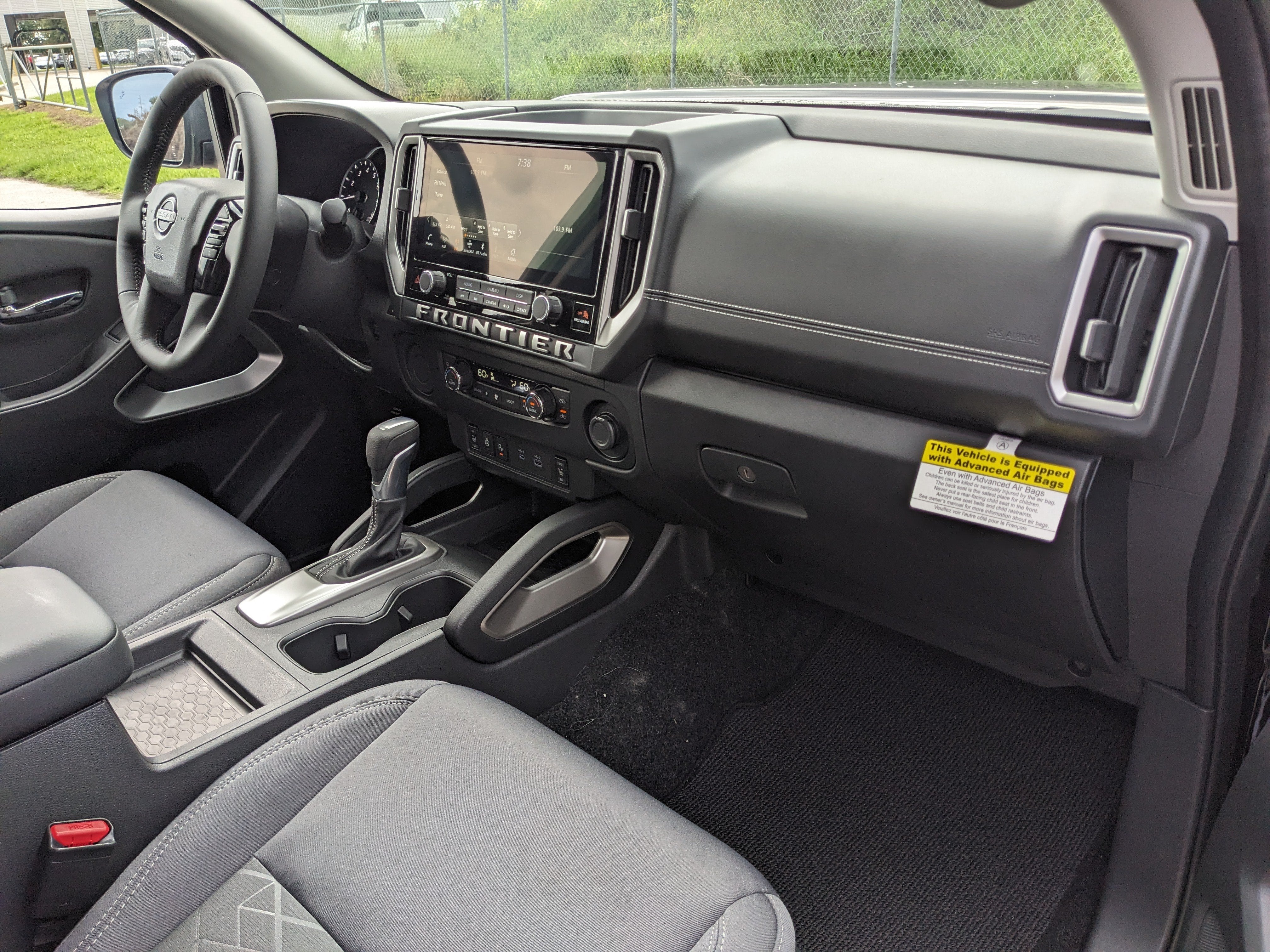 2027 Nissan Frontier SV