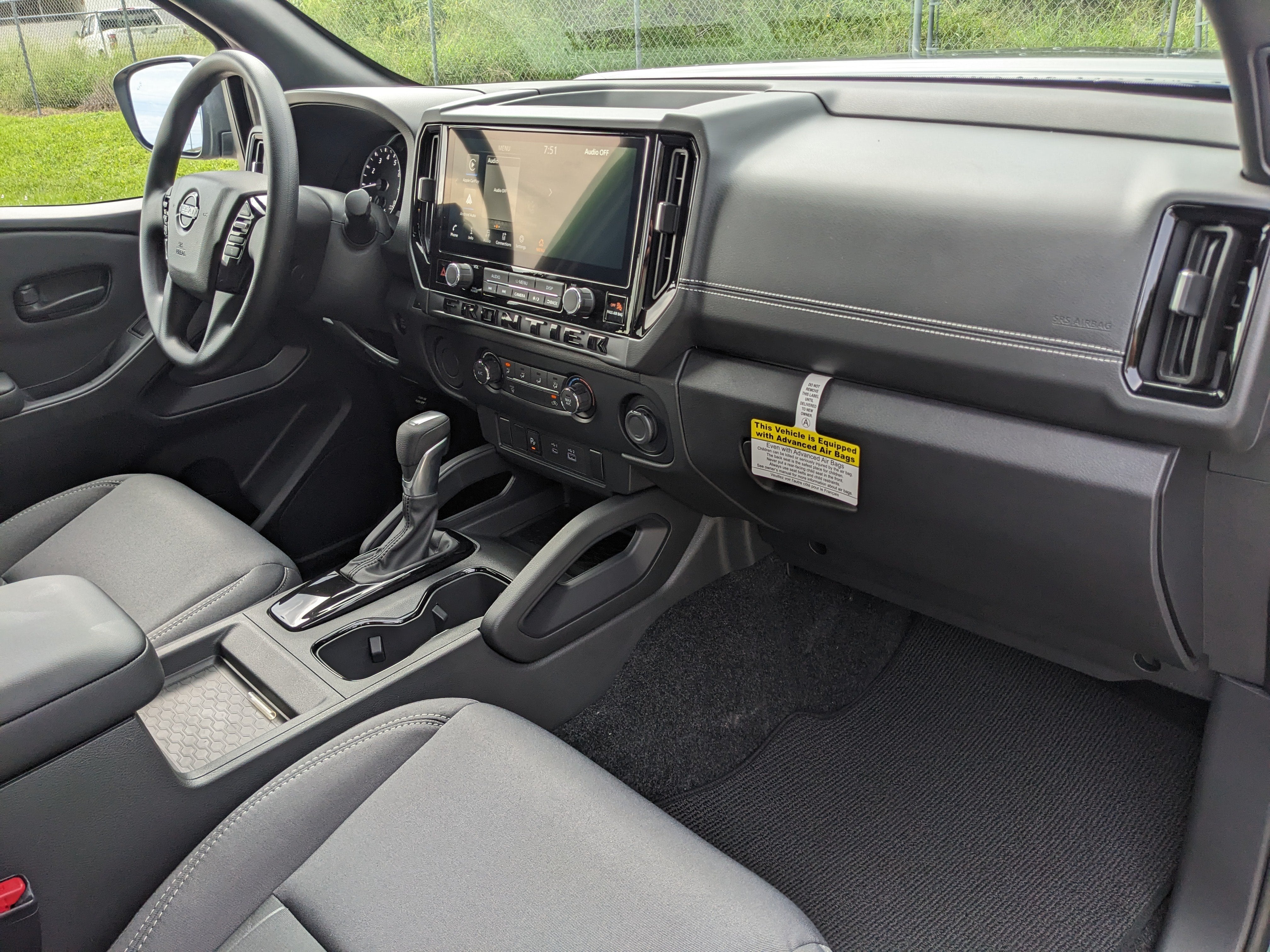 2027 Nissan Frontier SV