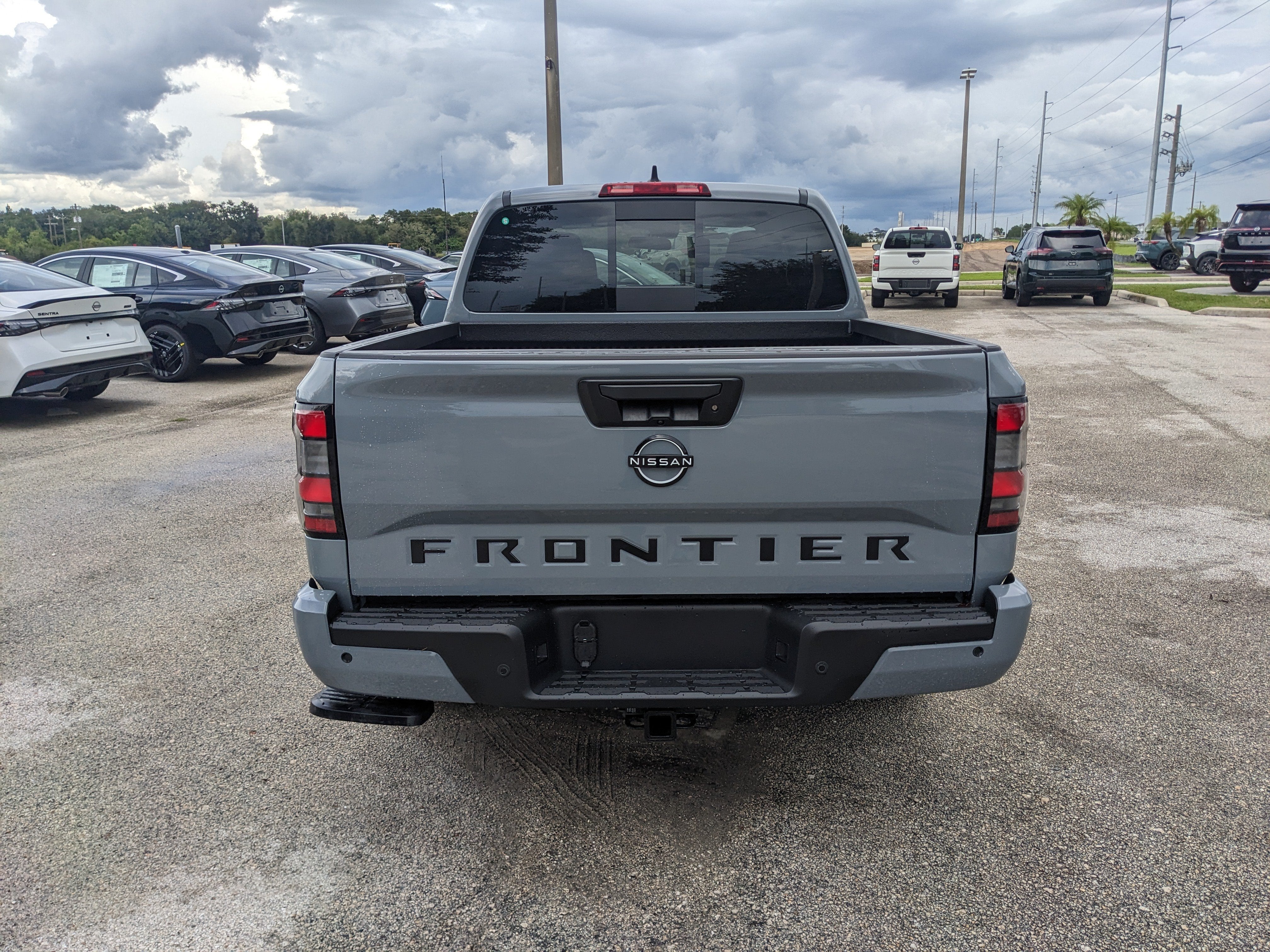 2027 Nissan Frontier SV