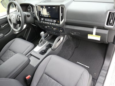 2027 Nissan Frontier SV
