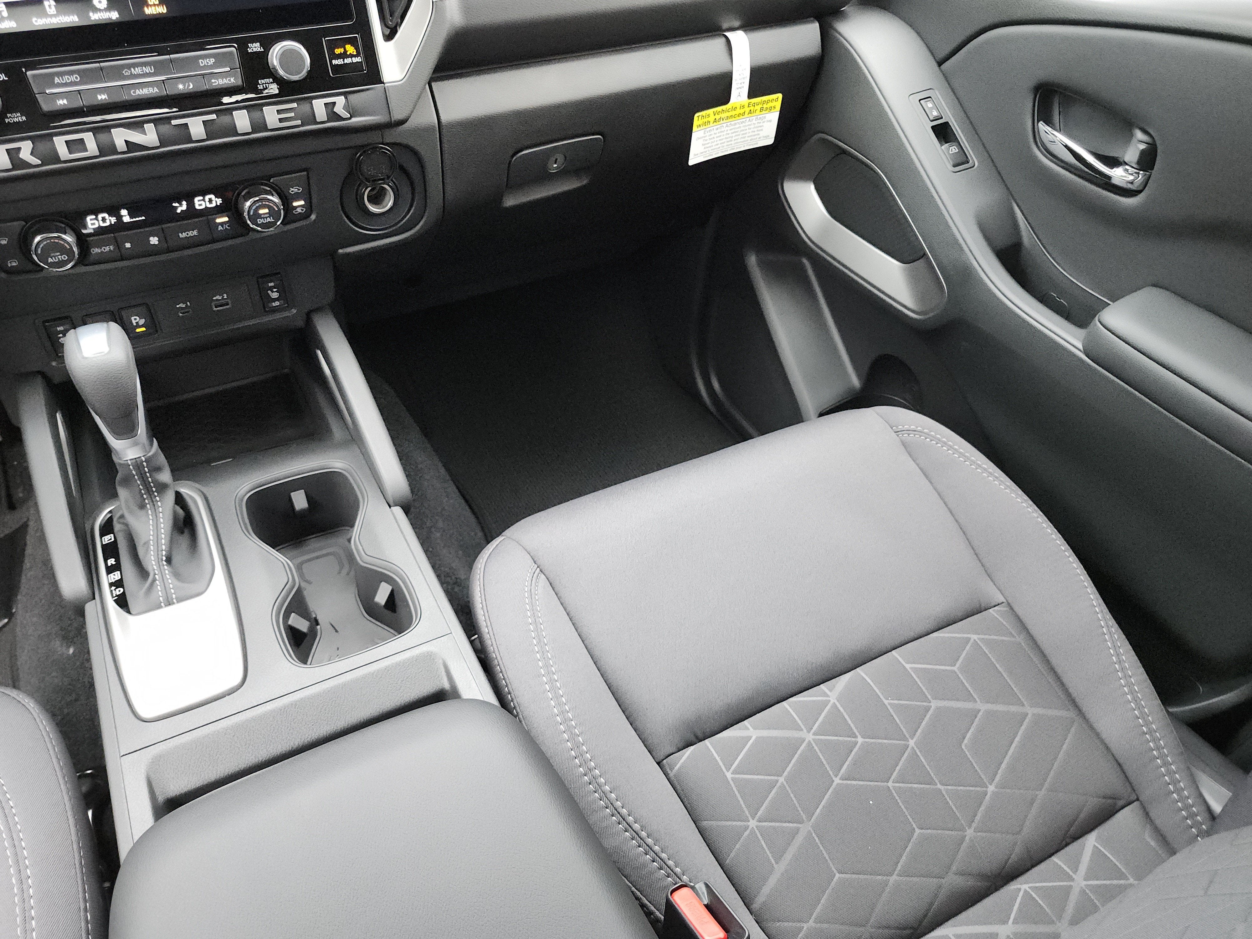 2027 Nissan Frontier SV