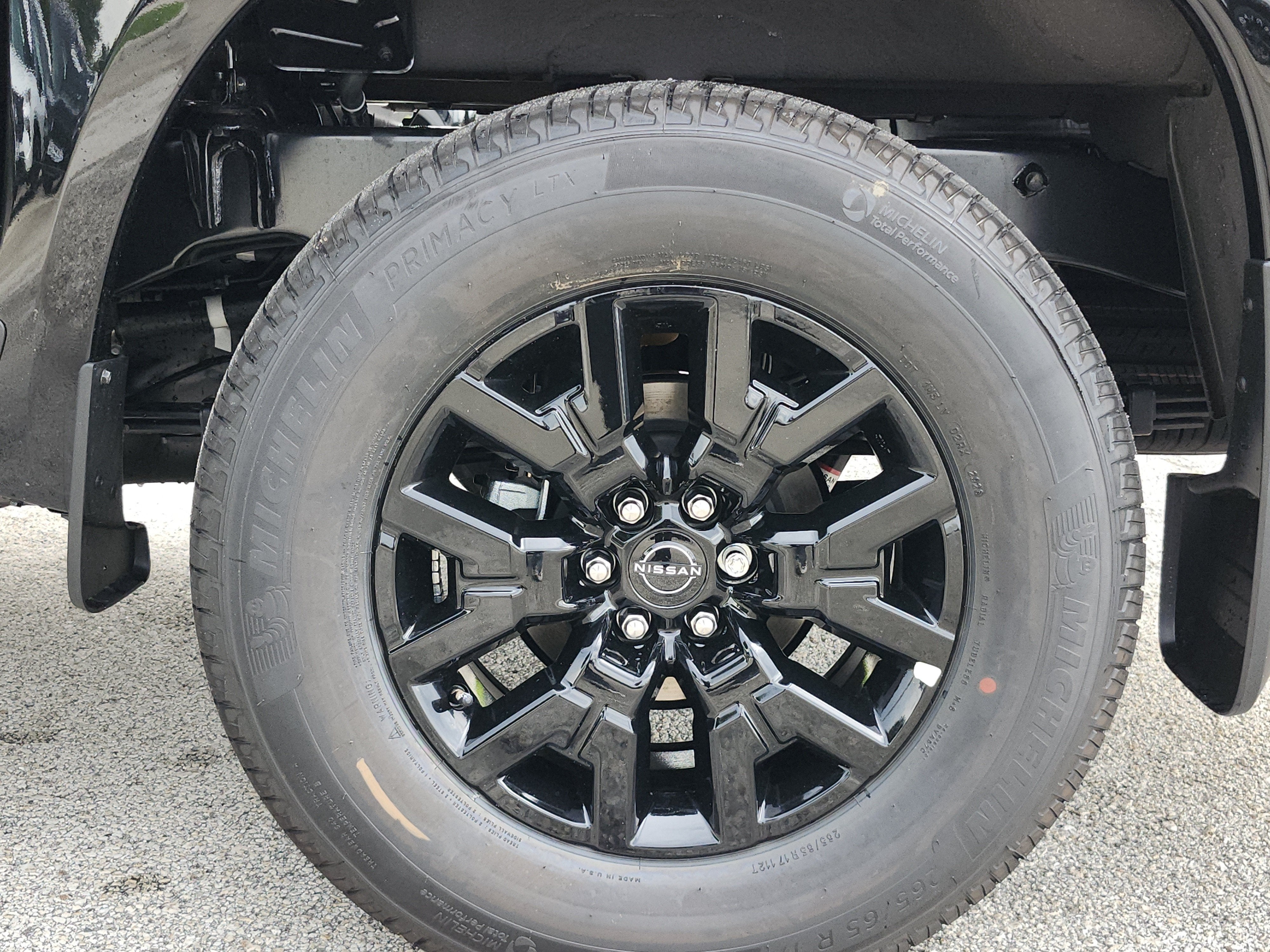 2027 Nissan Frontier SV