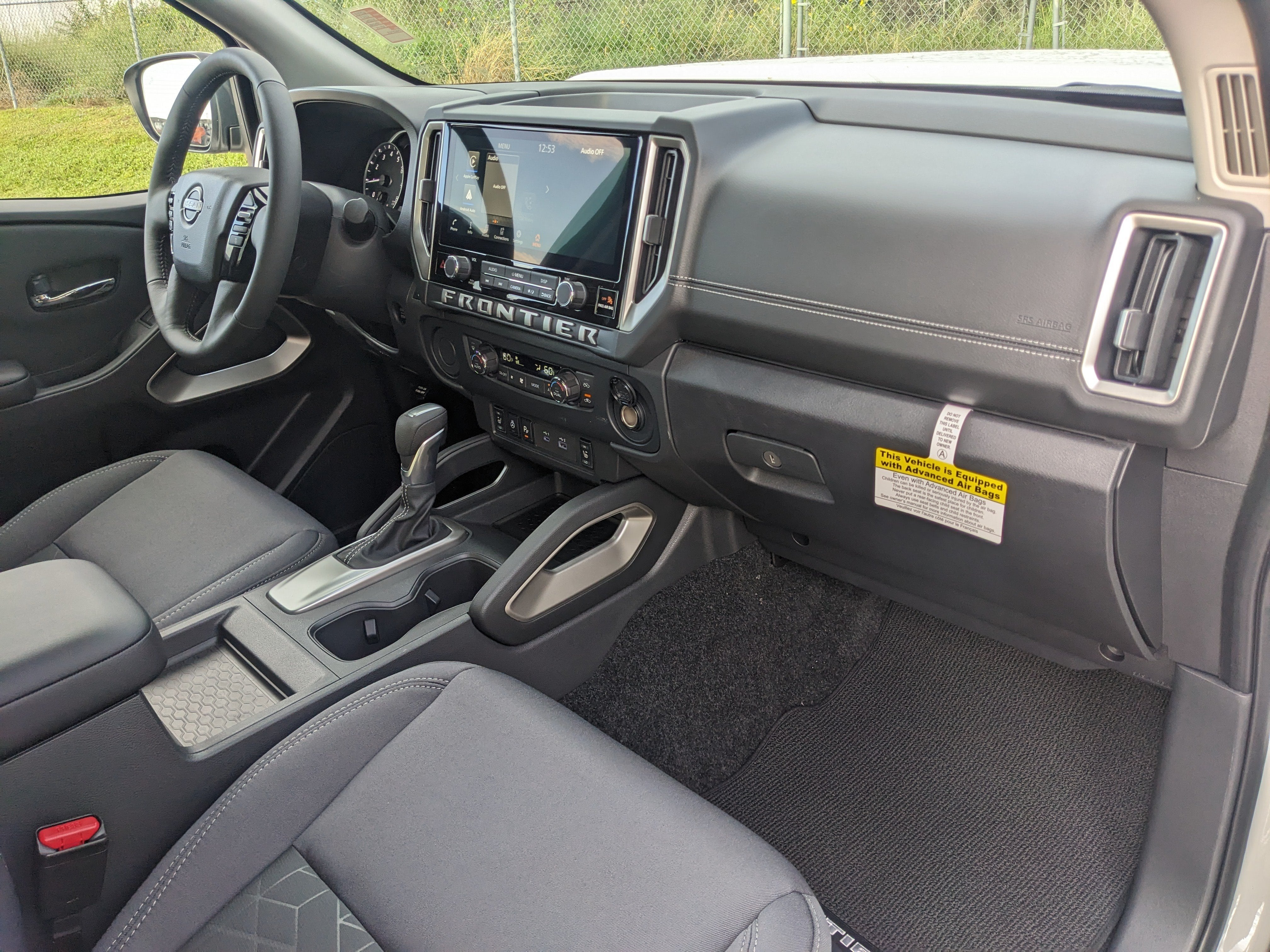 2027 Nissan Frontier SV