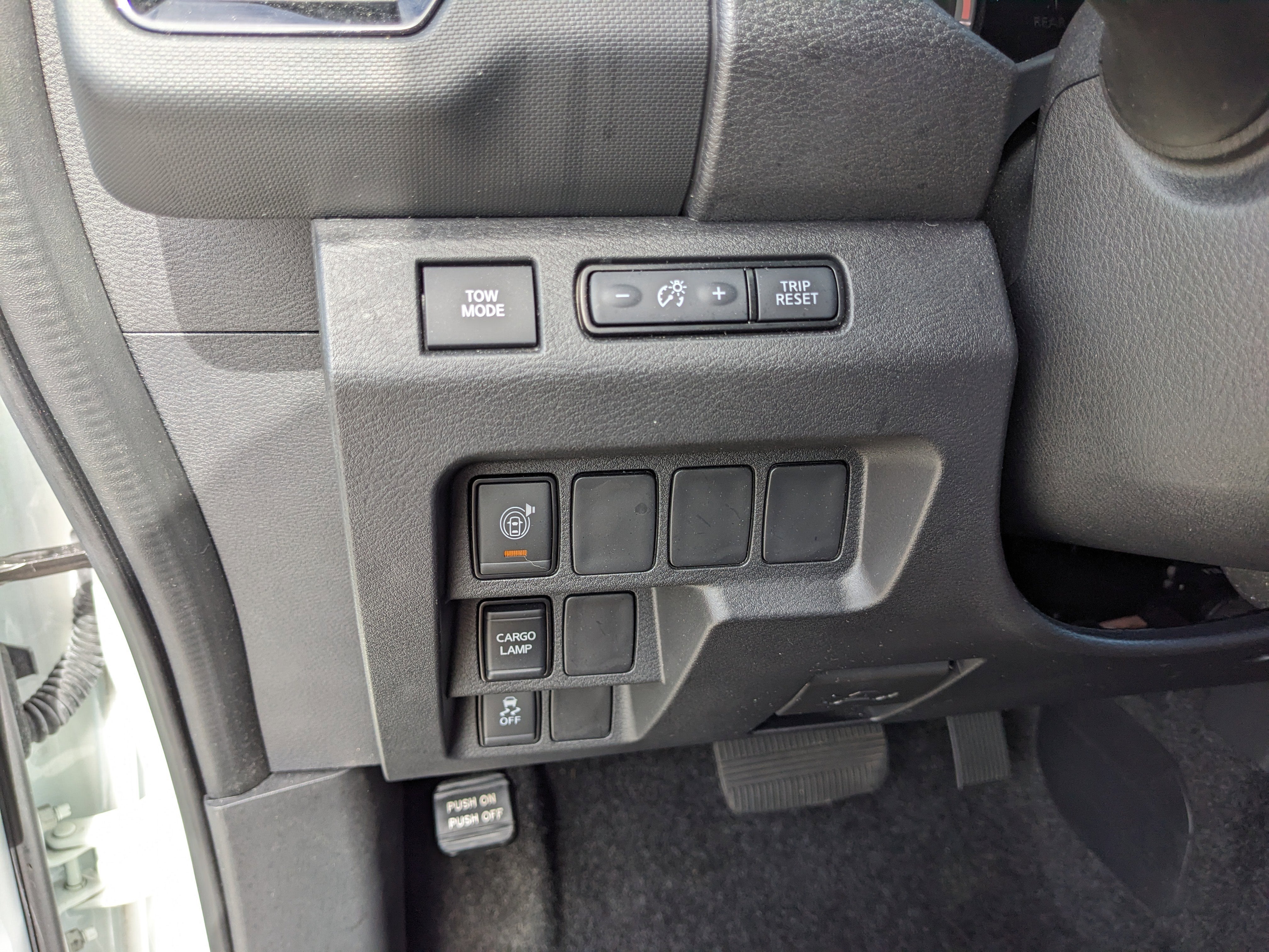 2023 Nissan Frontier PRO-X