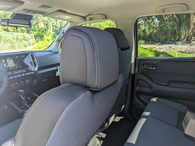 2027 Nissan Frontier SV