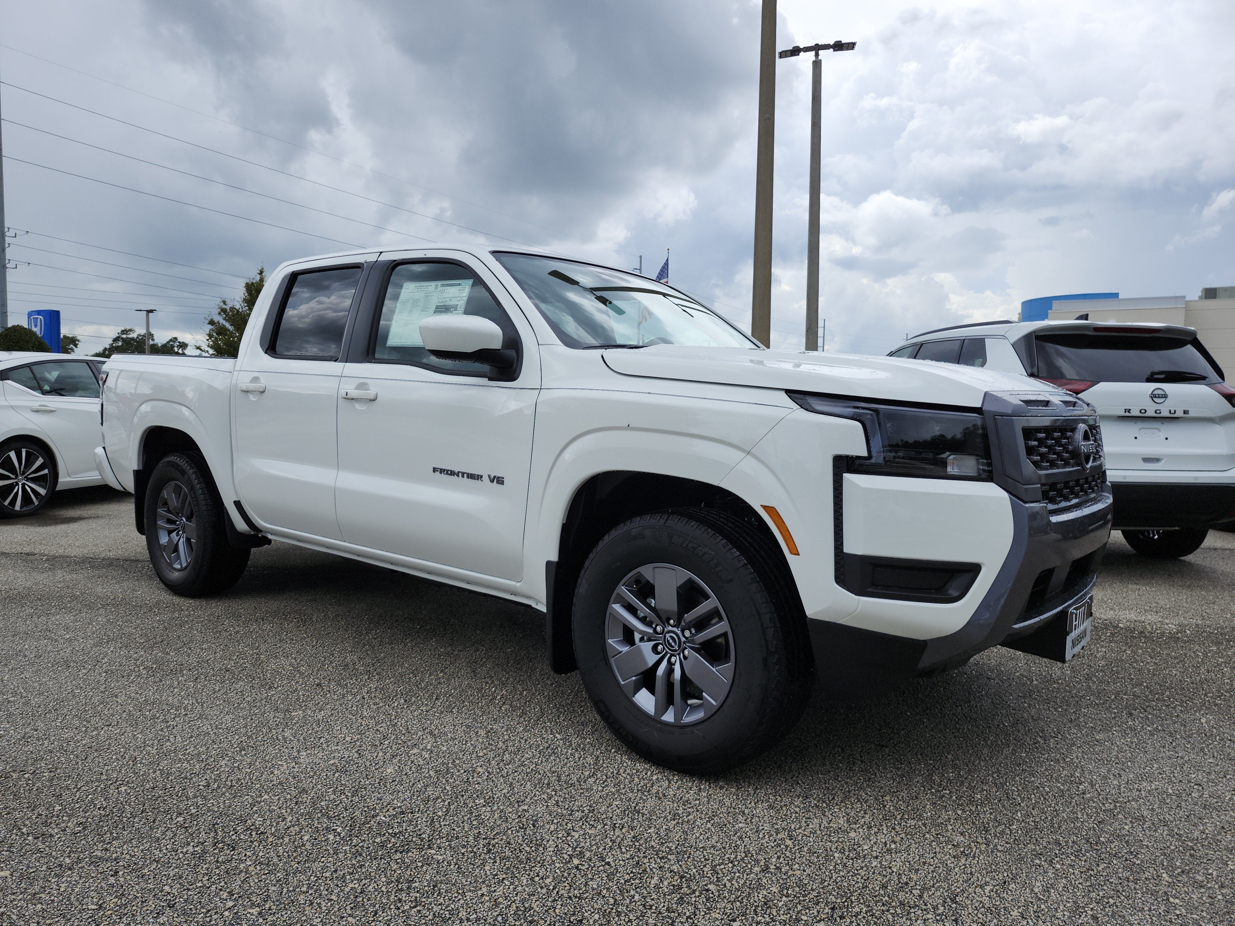 2027 Nissan Frontier SV