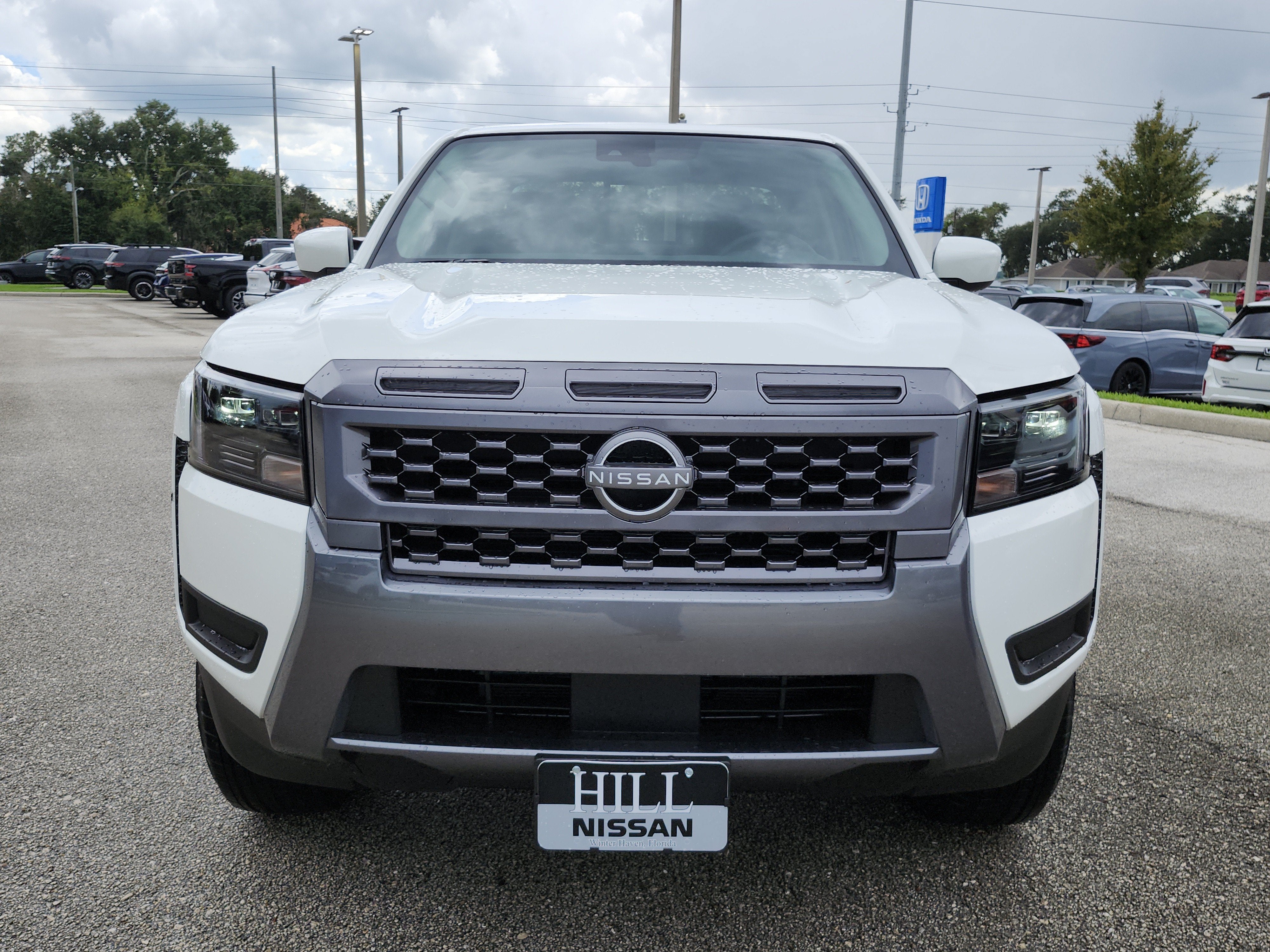 2027 Nissan Frontier SV