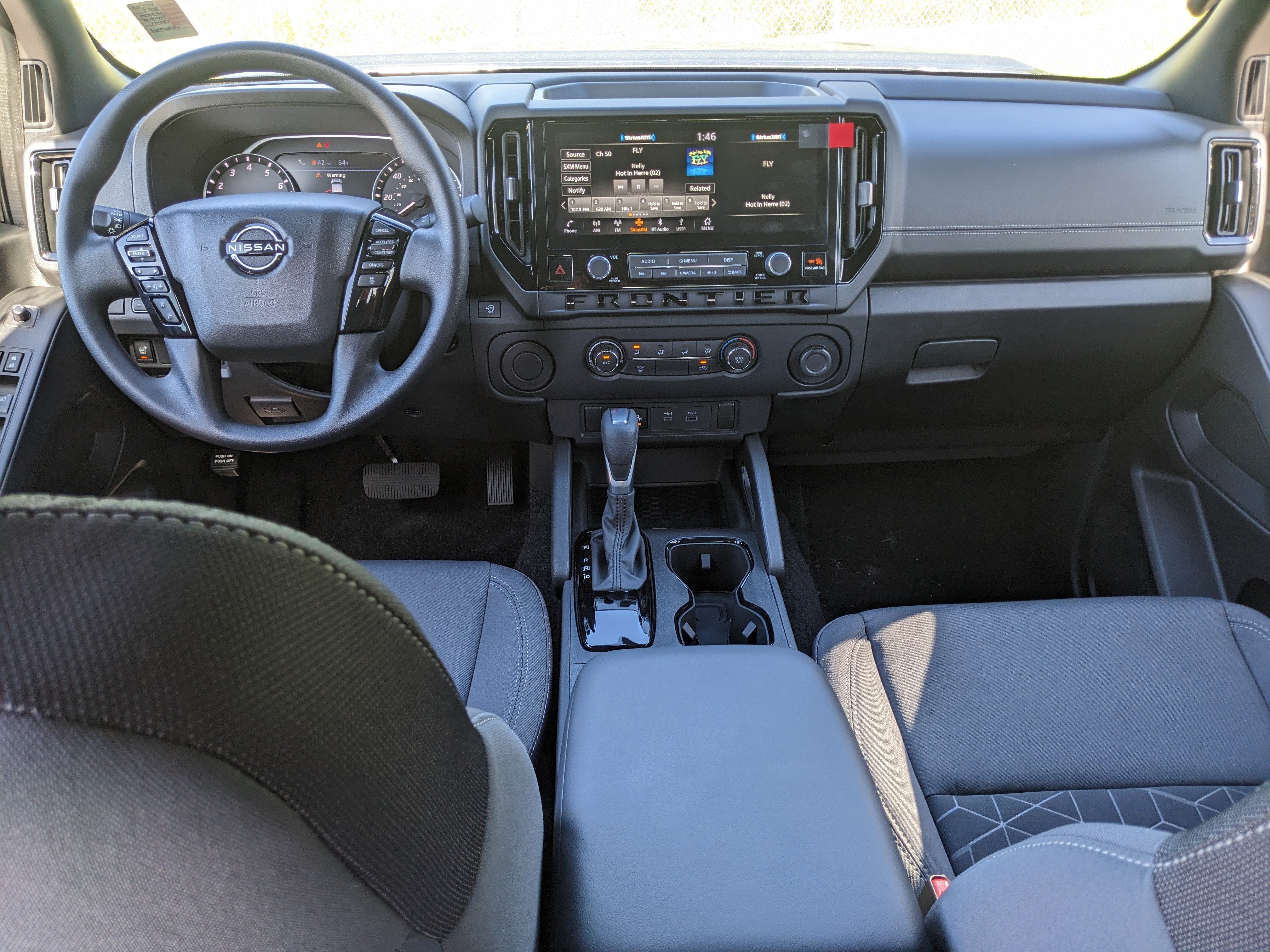 2027 Nissan Frontier SV