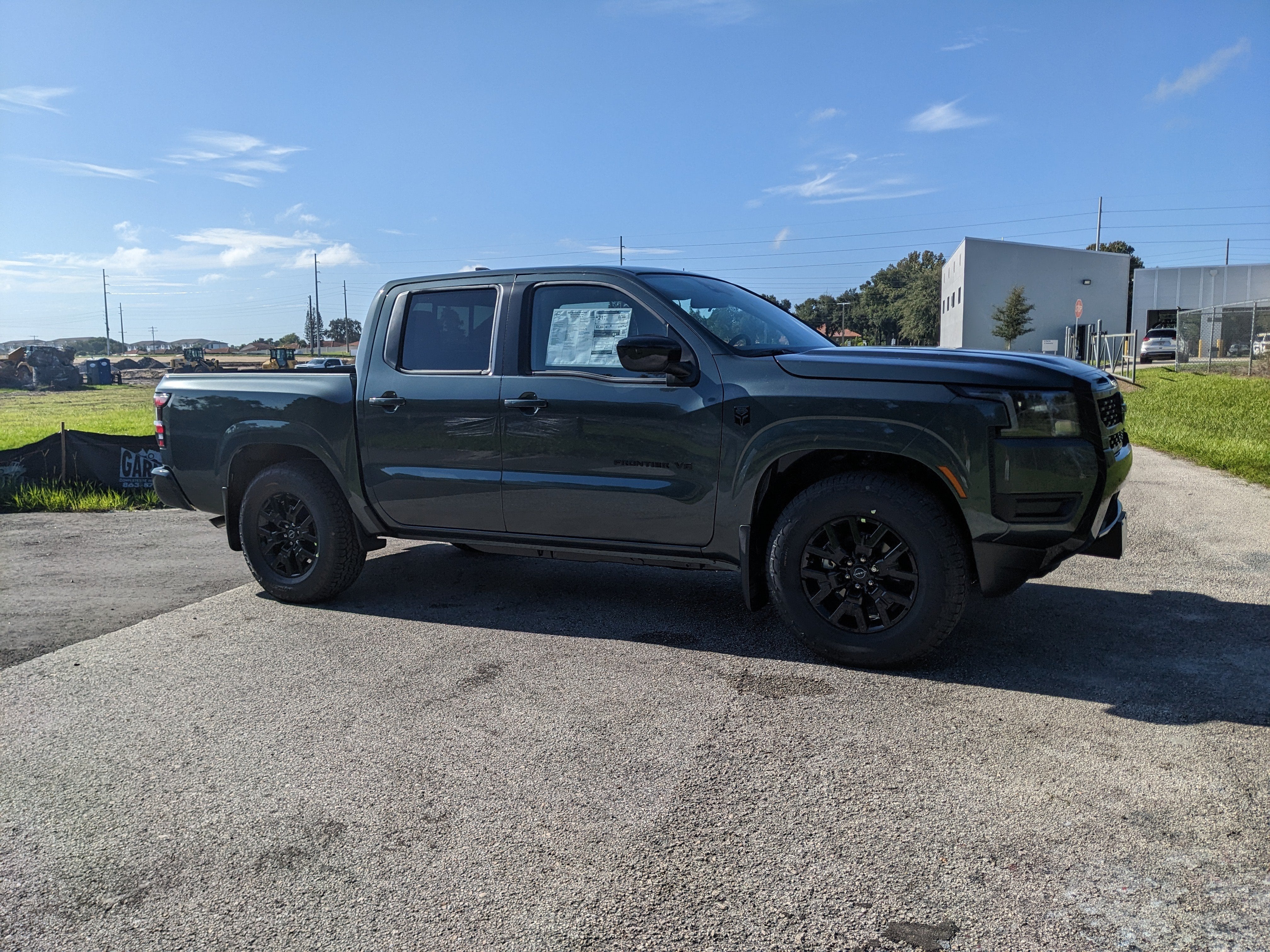 2027 Nissan Frontier SV