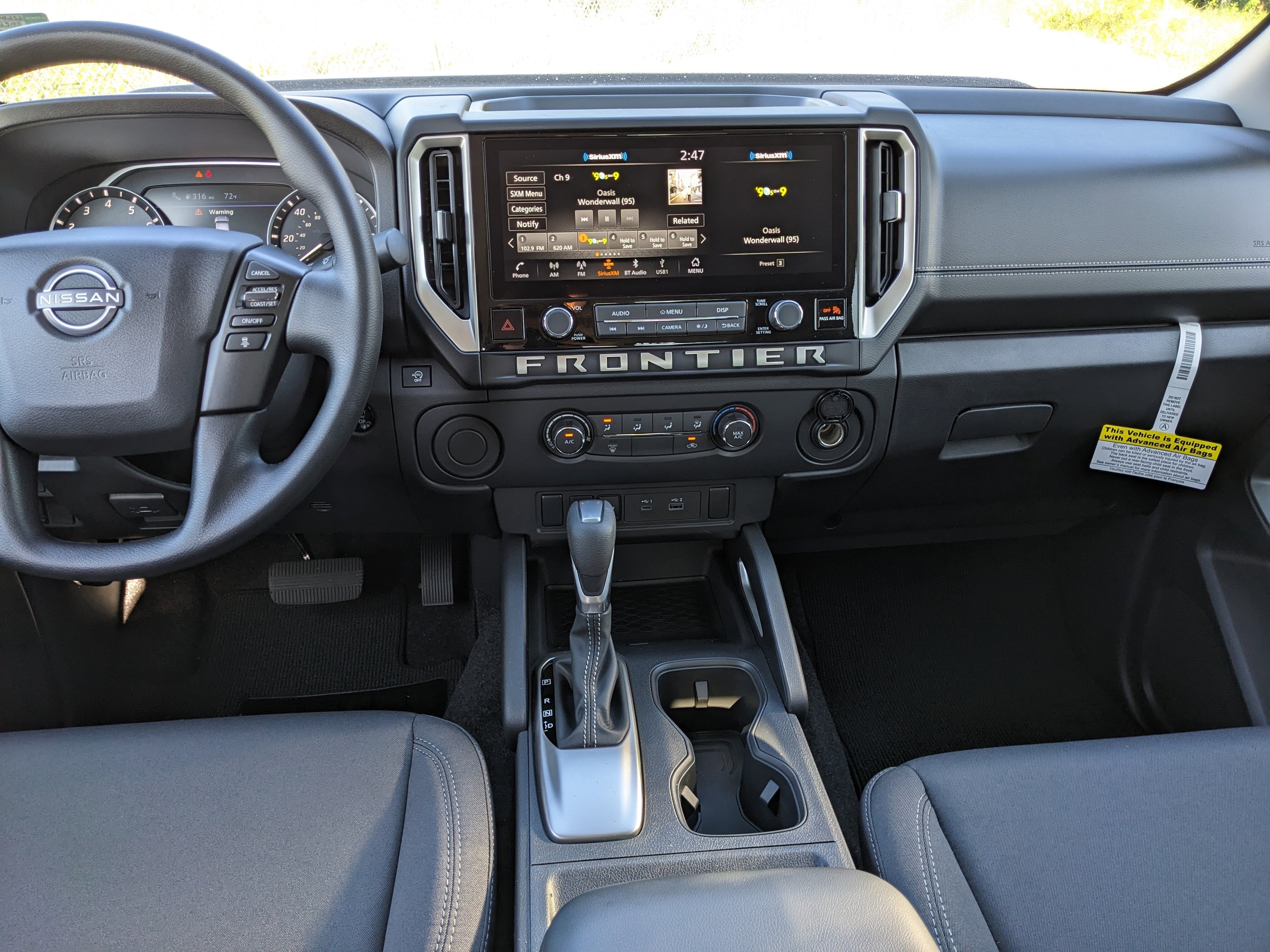 2026 Nissan Frontier SV