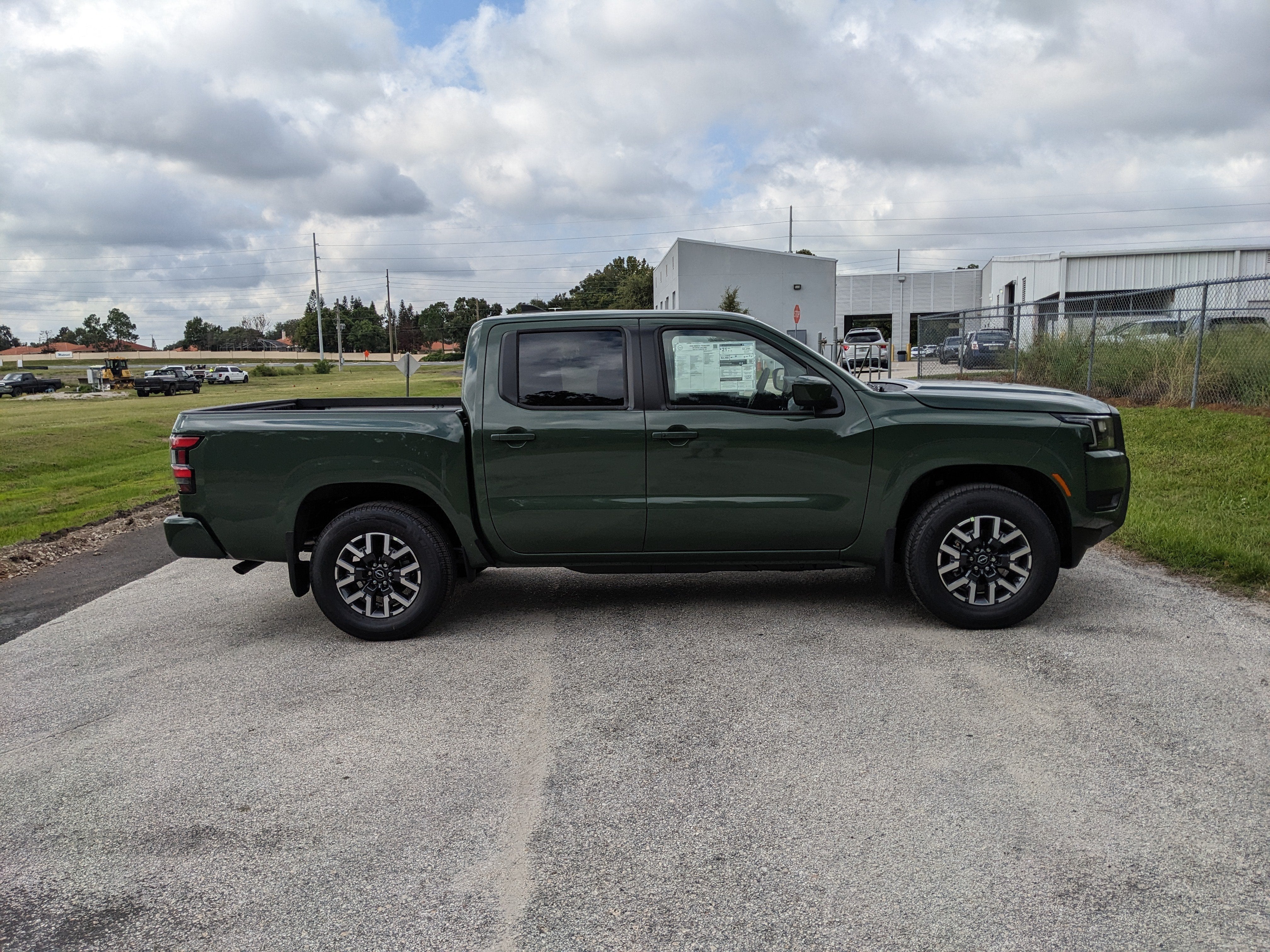 2026 Nissan Frontier SV
