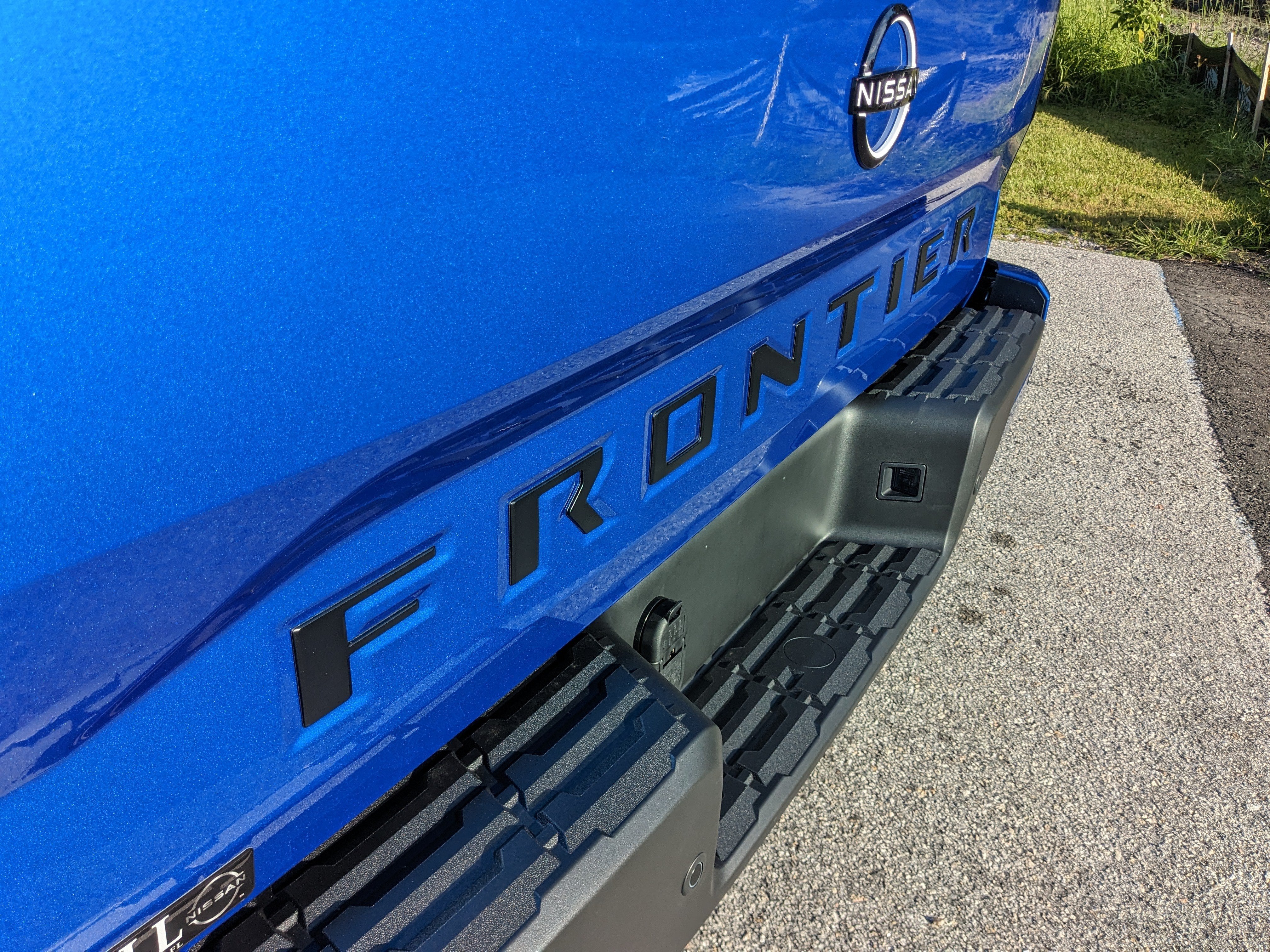 2027 Nissan Frontier SV