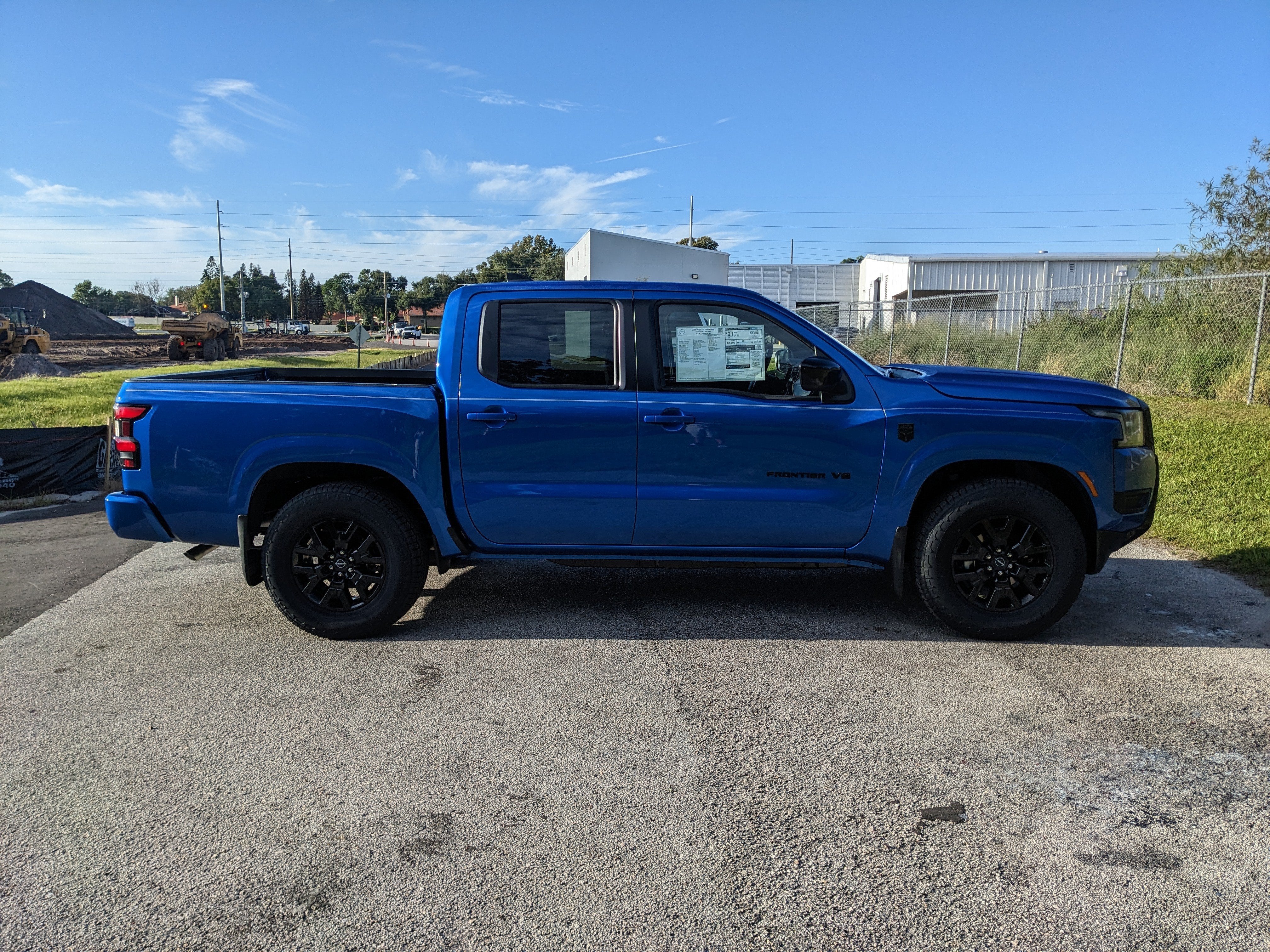 2027 Nissan Frontier SV