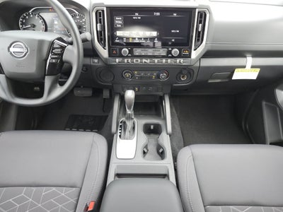 2027 Nissan Frontier SV