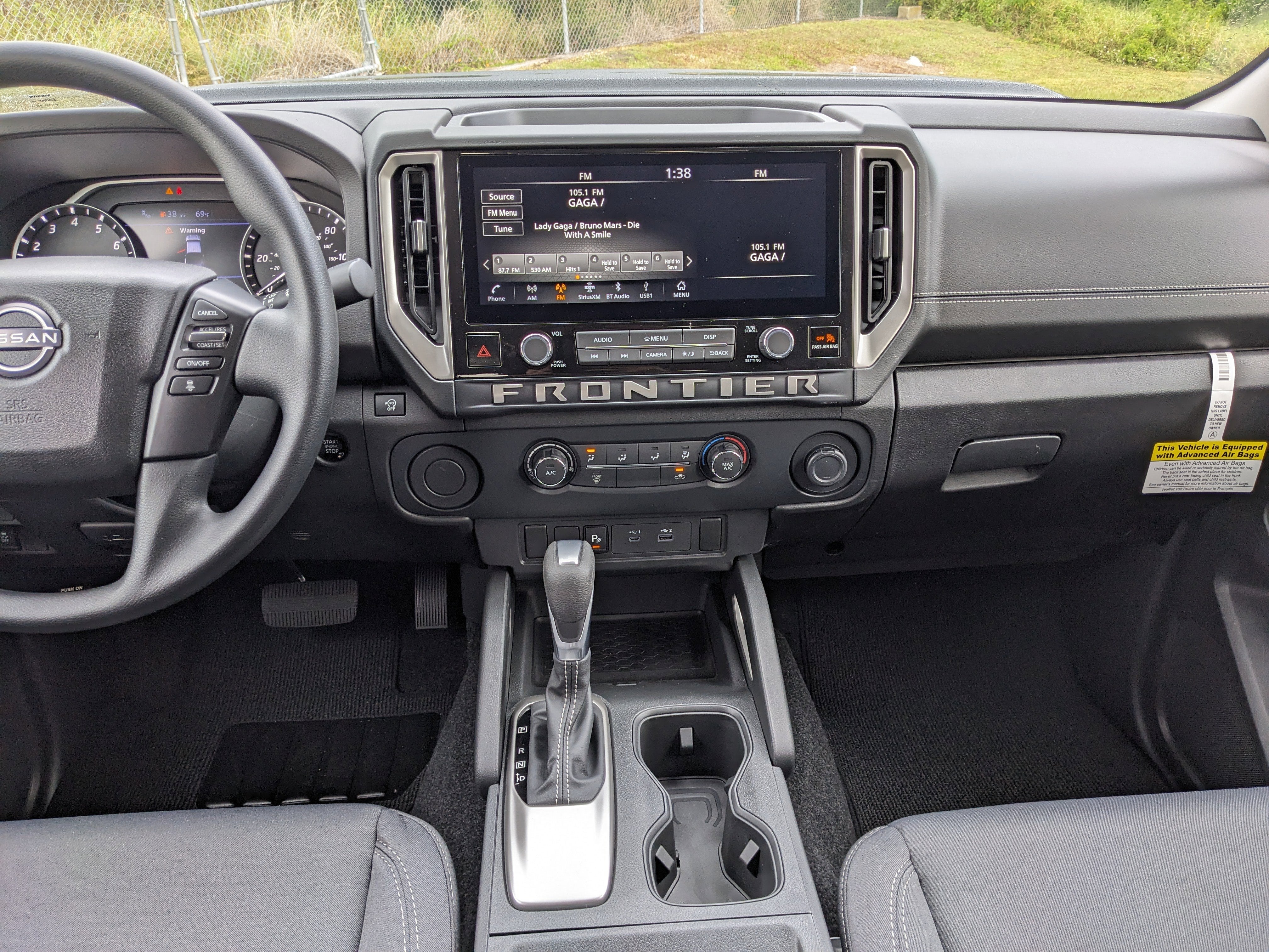 2026 Nissan Frontier SV