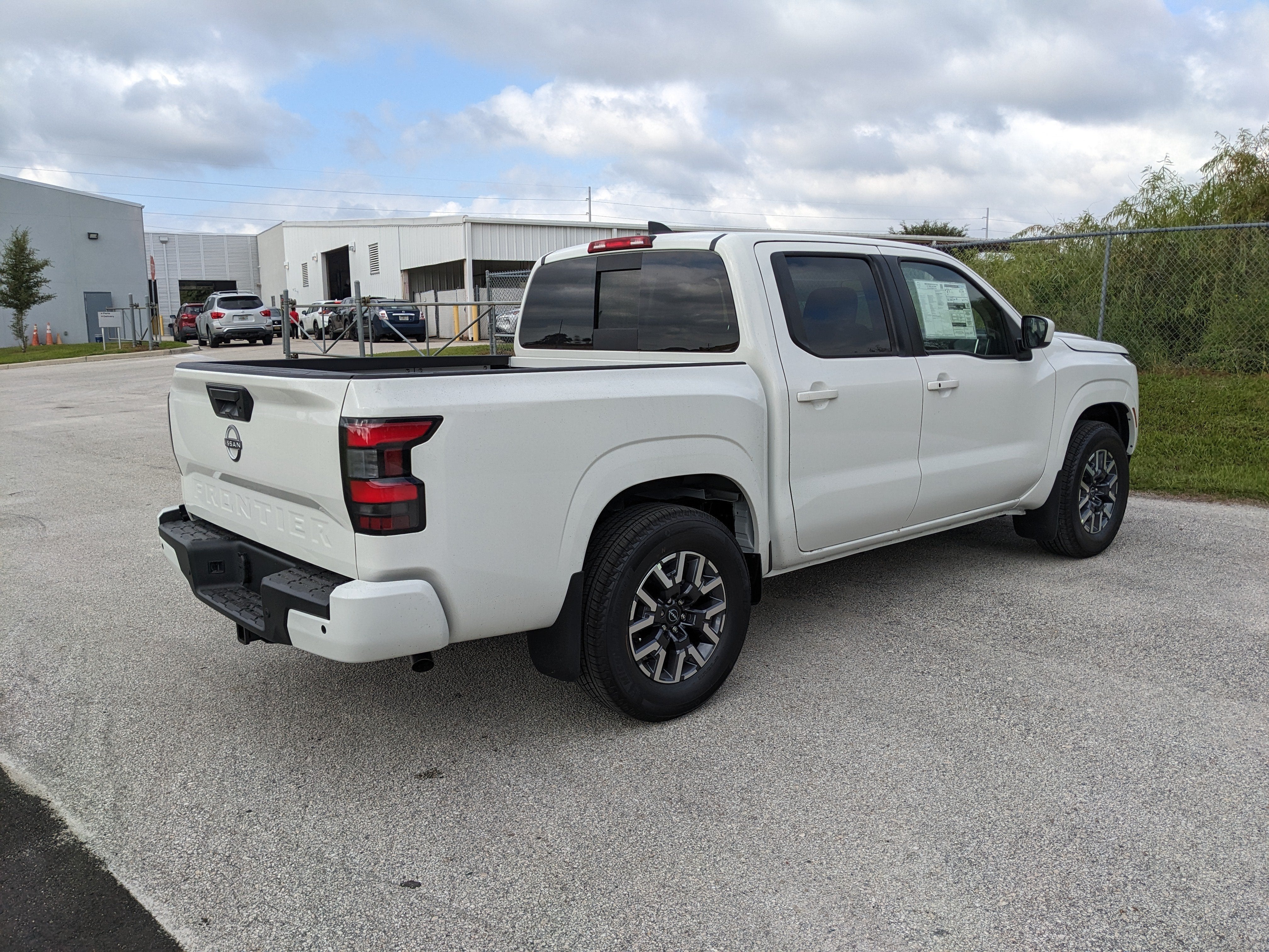 2026 Nissan Frontier SV