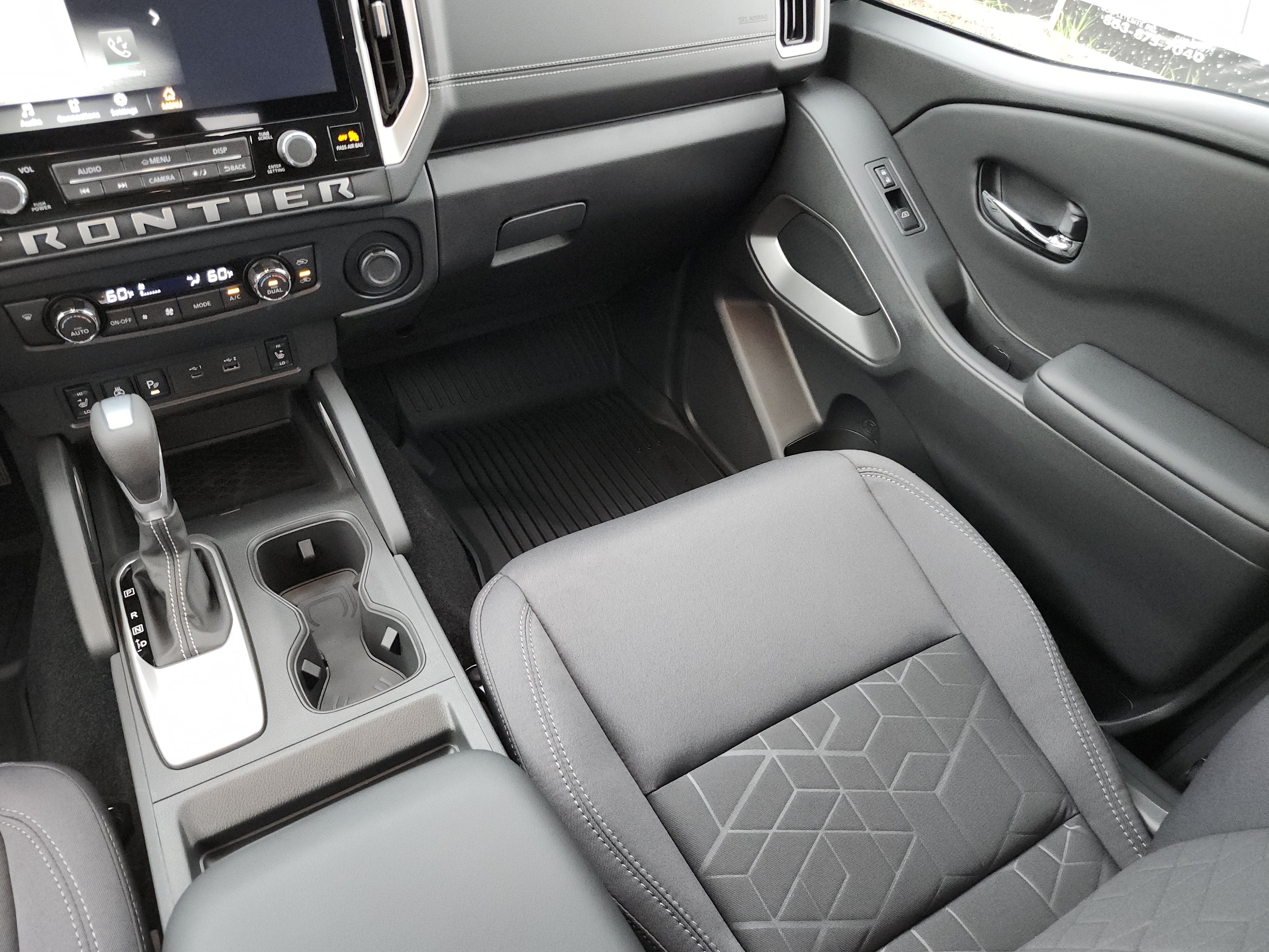 2027 Nissan Frontier SV