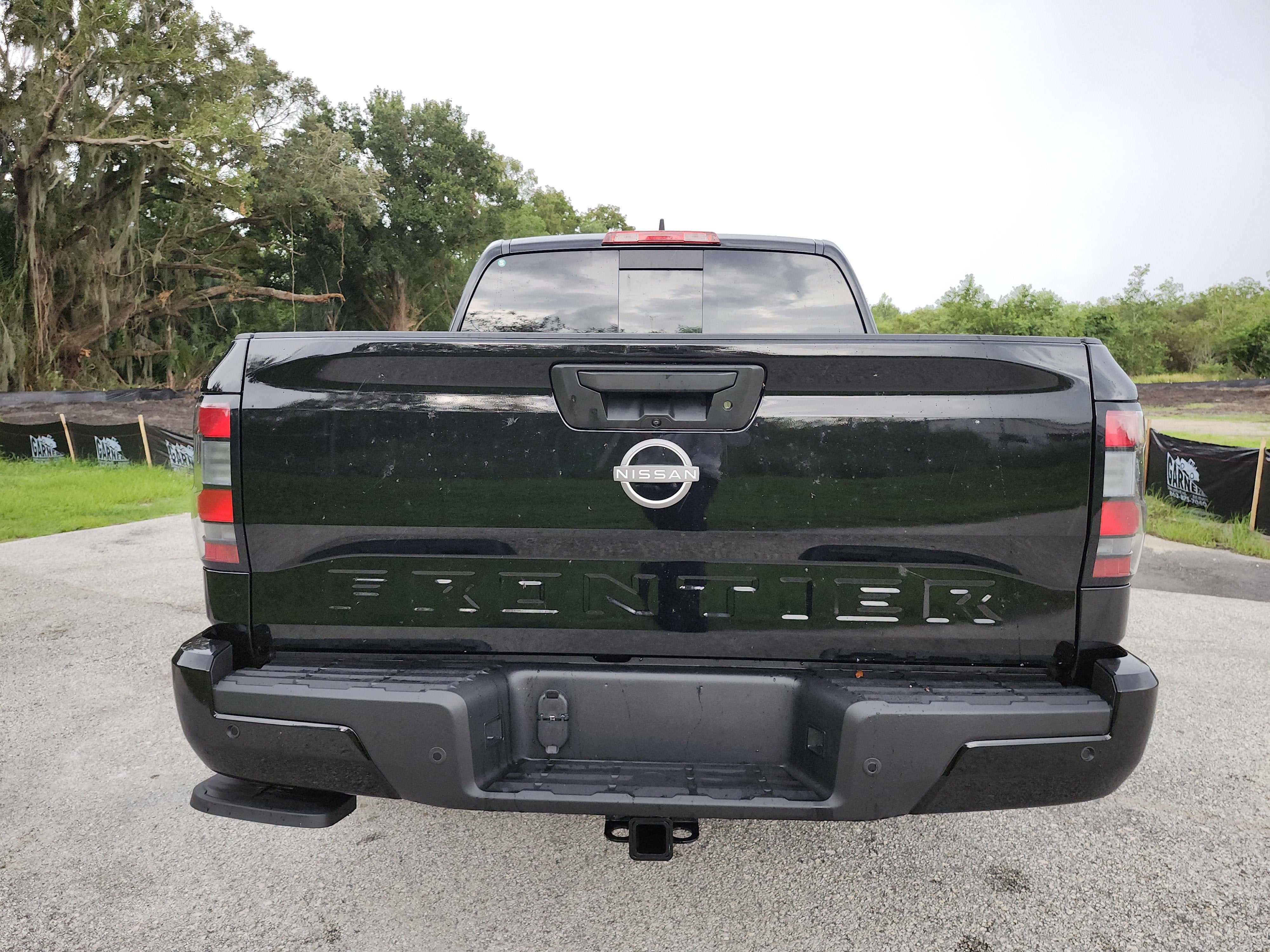 2027 Nissan Frontier SV